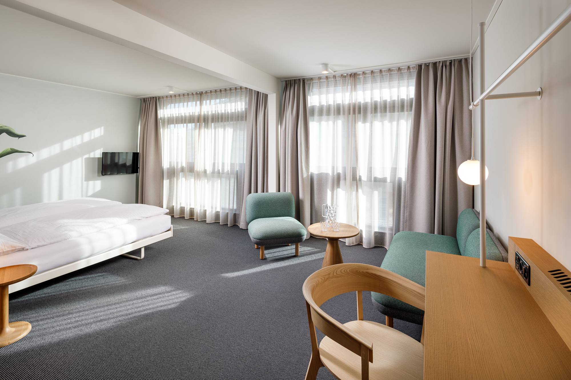 Double or Twin Standard