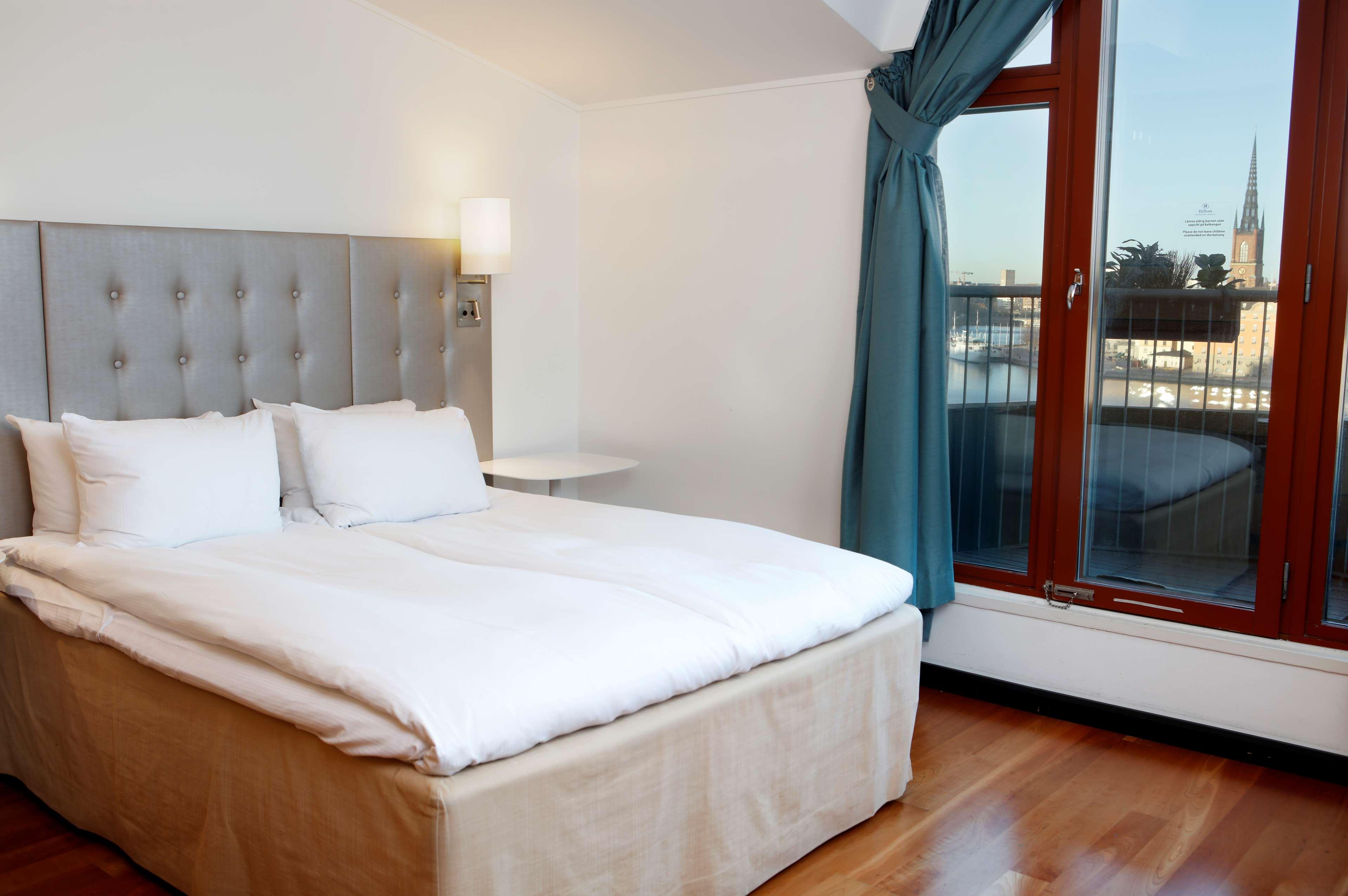 Double Deluxe King Bed