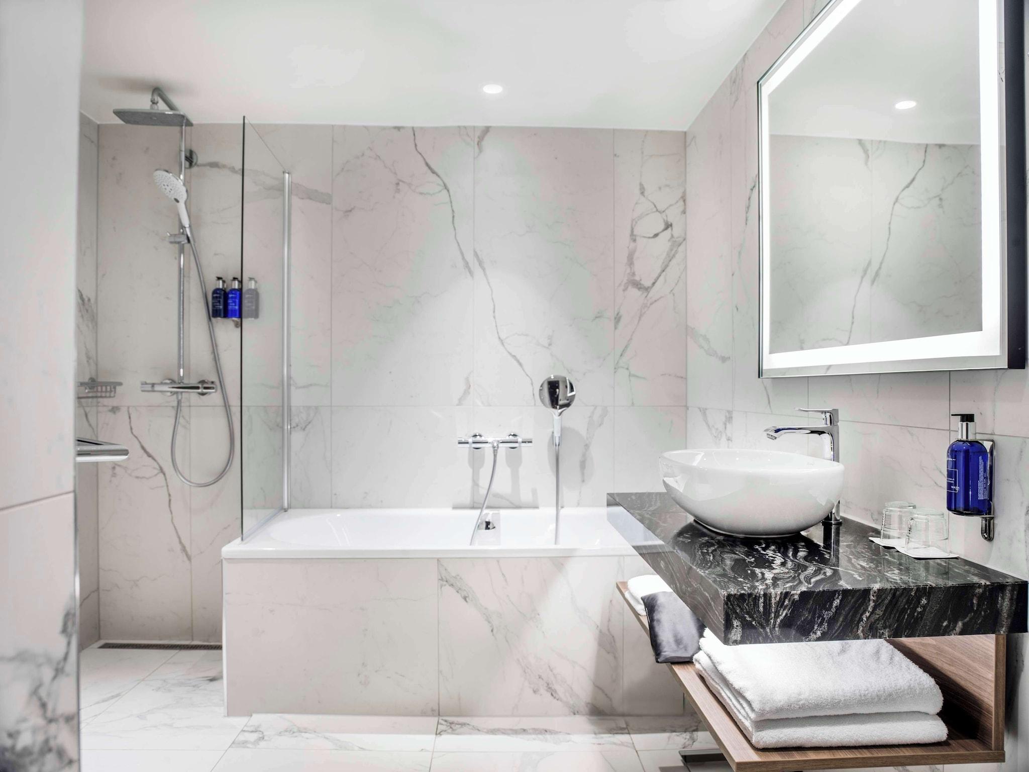 Suite King Bed One Bedroom 