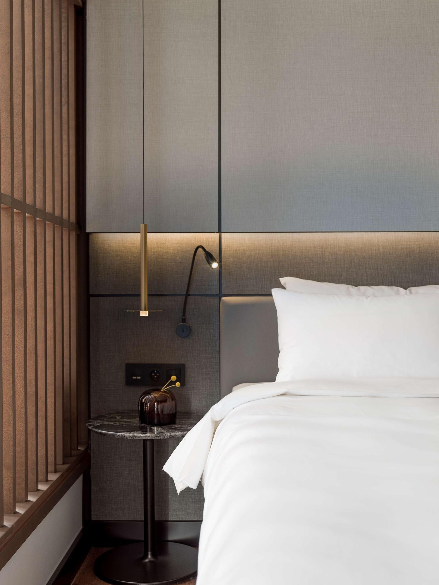 Suite King Bed One Bedroom 