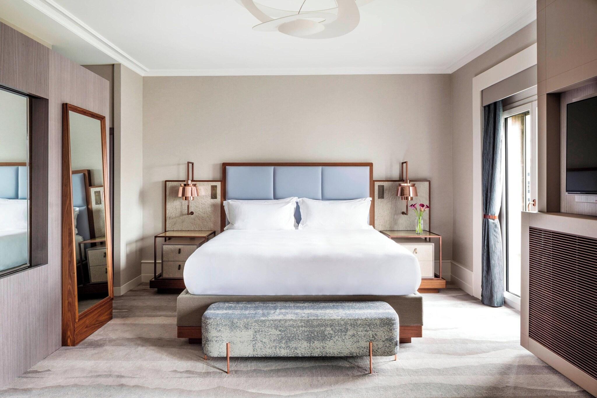 Double Deluxe Lake View