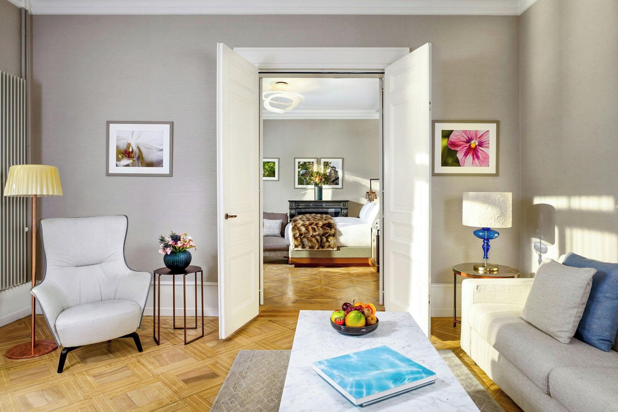 Suite King Bed One Bedroom 