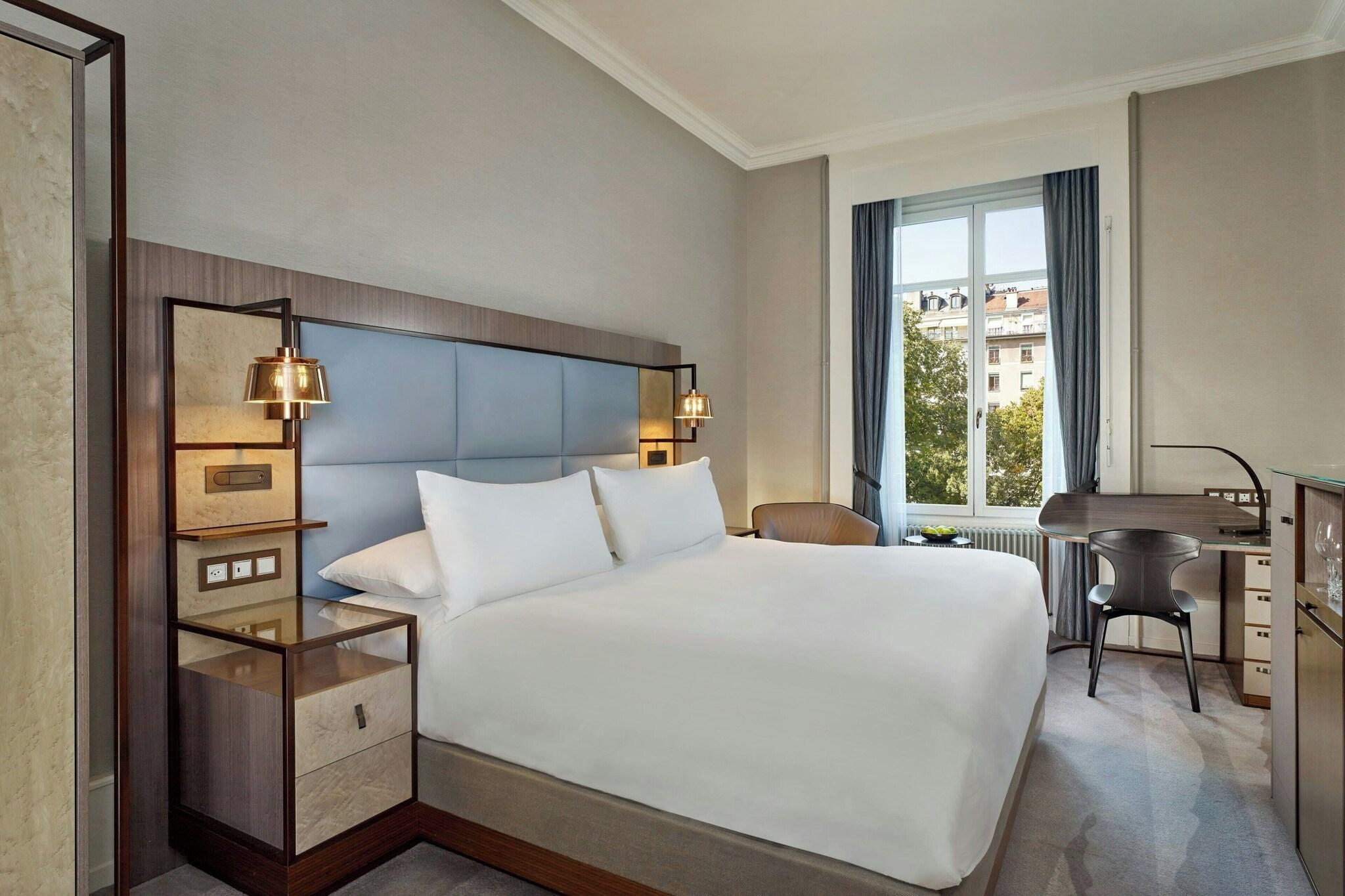 Double Classic Garden View