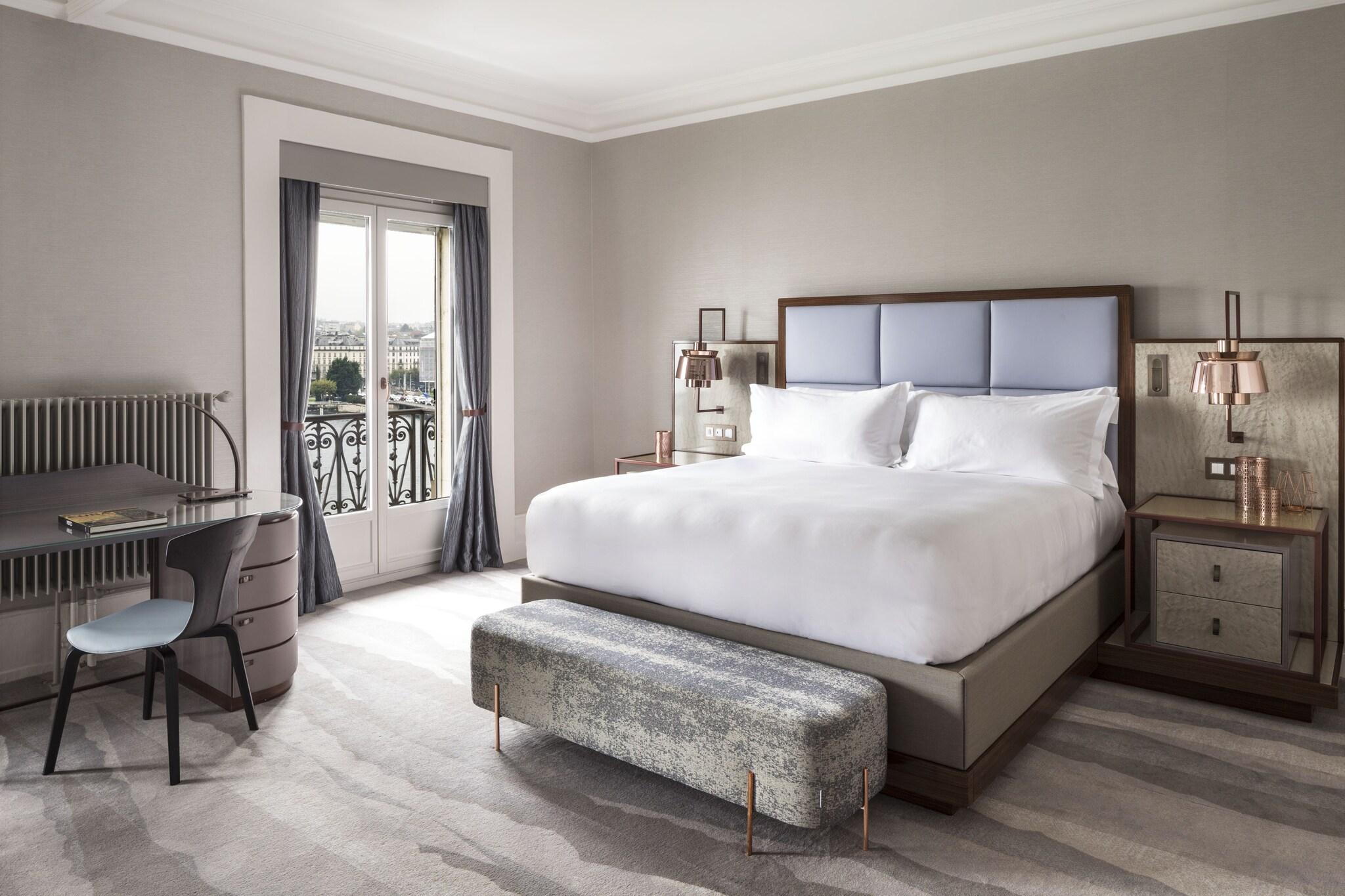 Double Premium King Bed