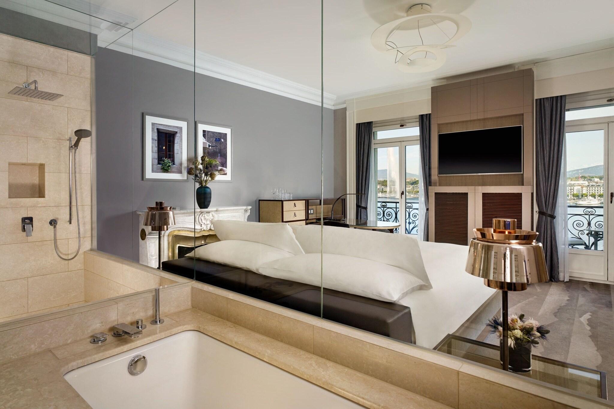 Double Premium King Bed