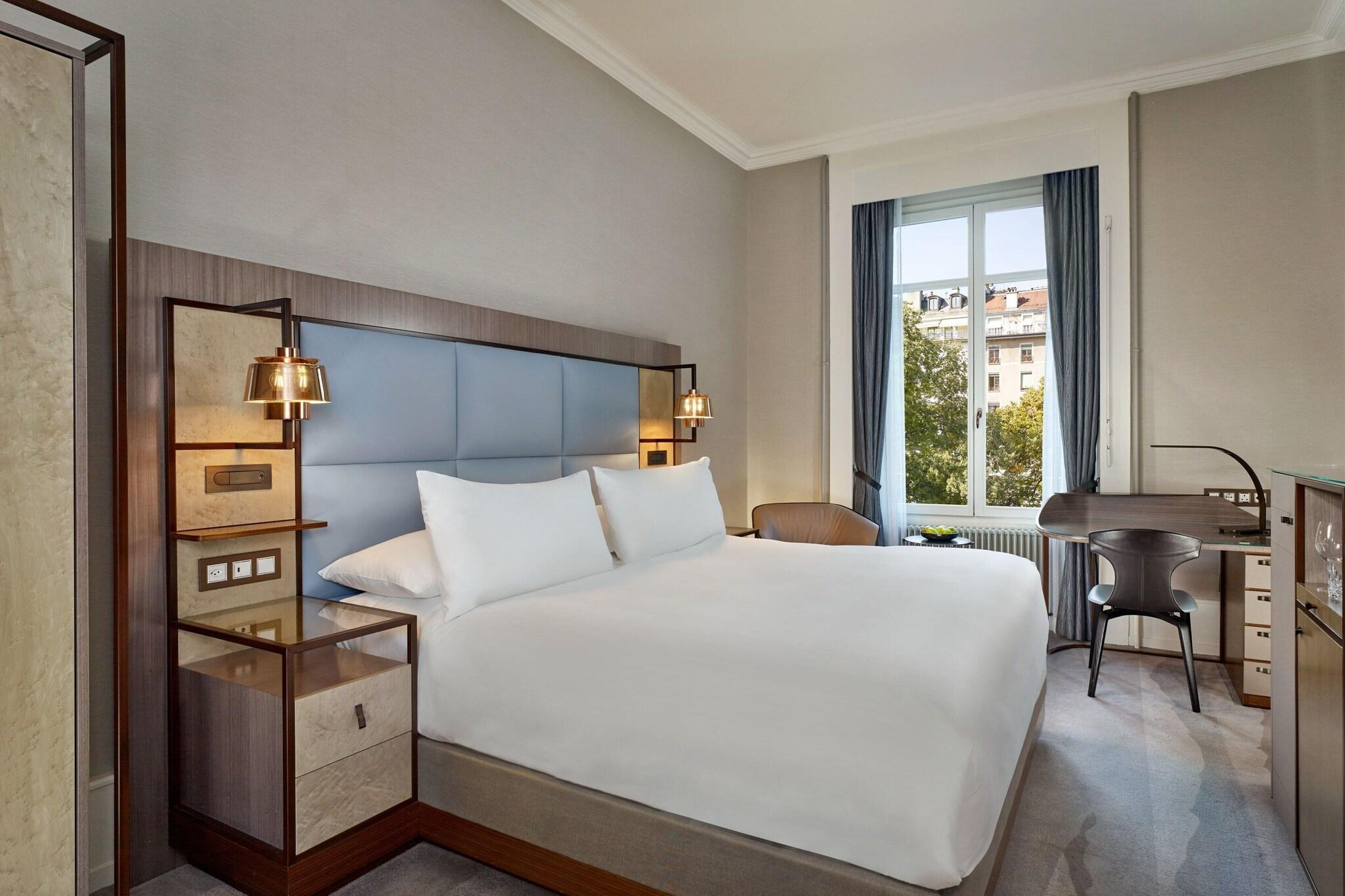 Double Classic Garden View