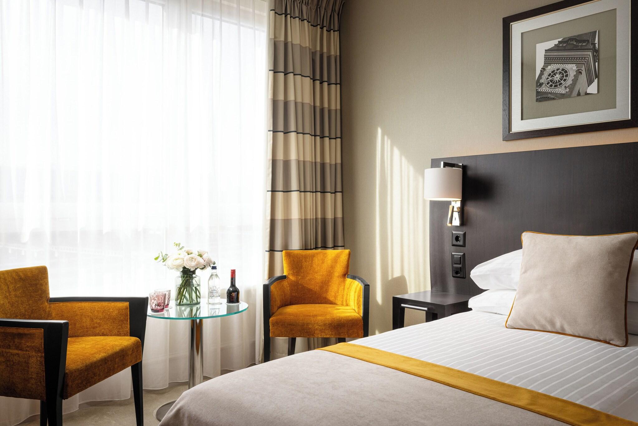 Double King Size Bed