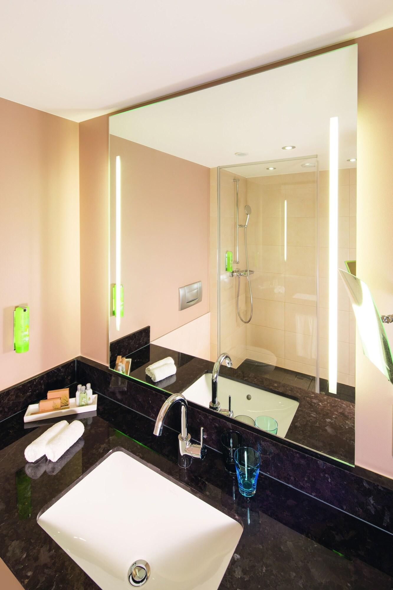 Family Room Two Queen Beds