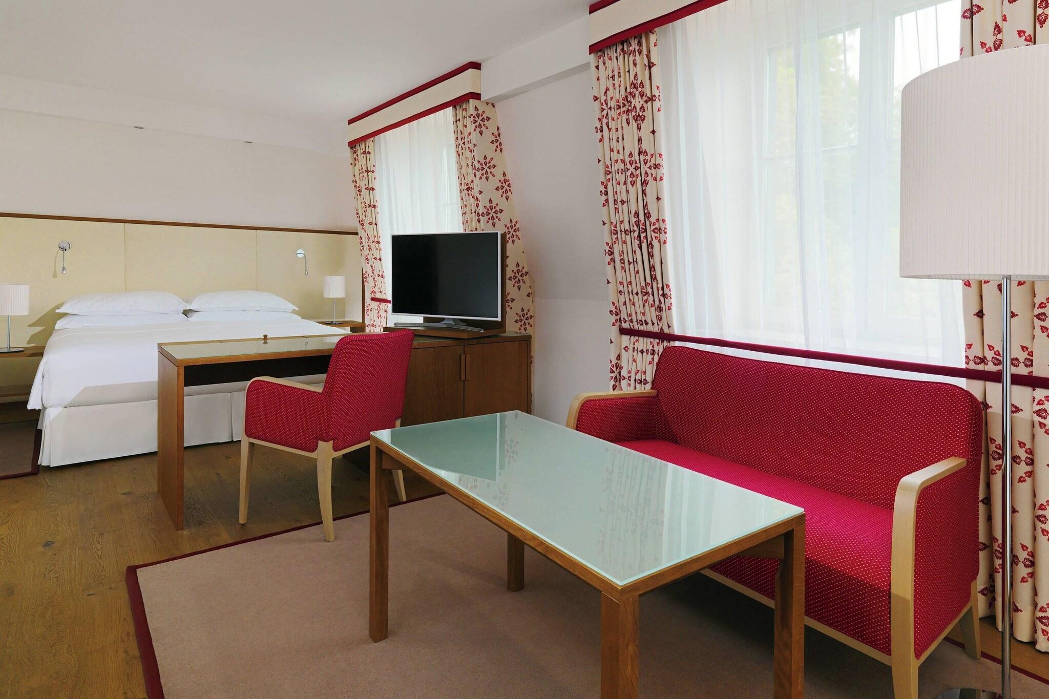 Double King Size Bed