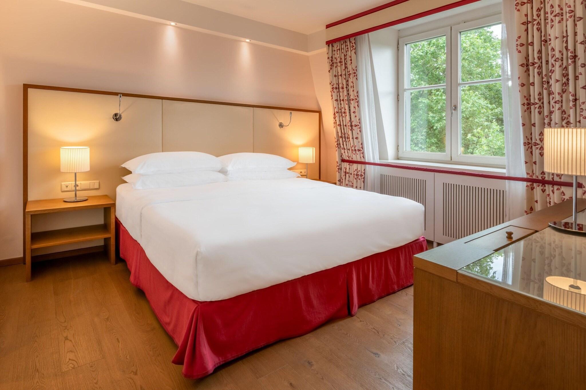 Double King Size Bed