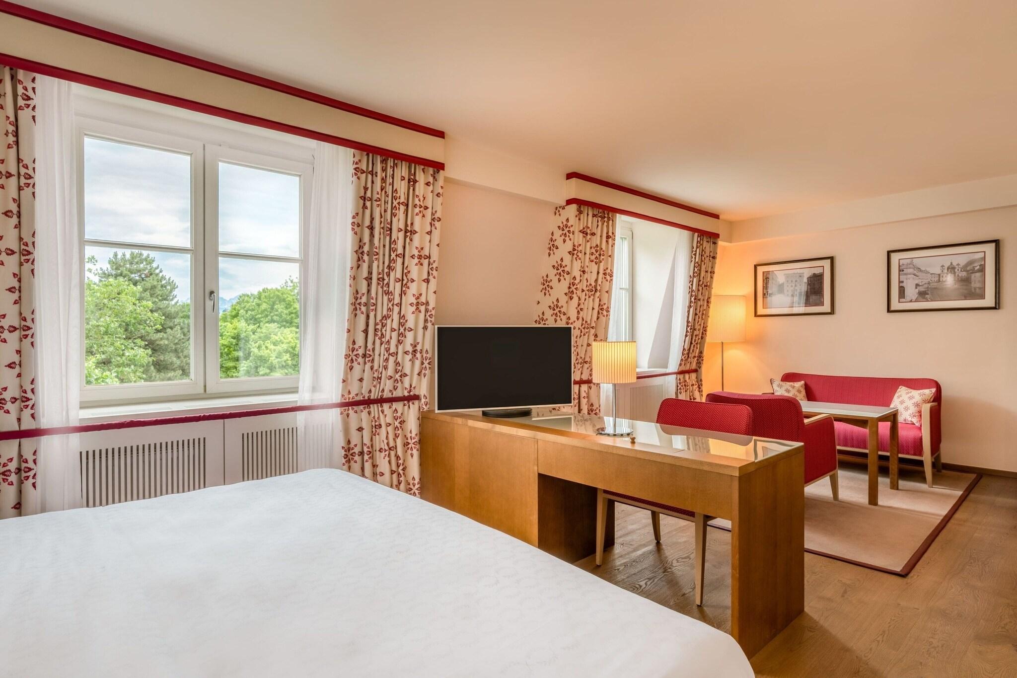 Double King Size Bed