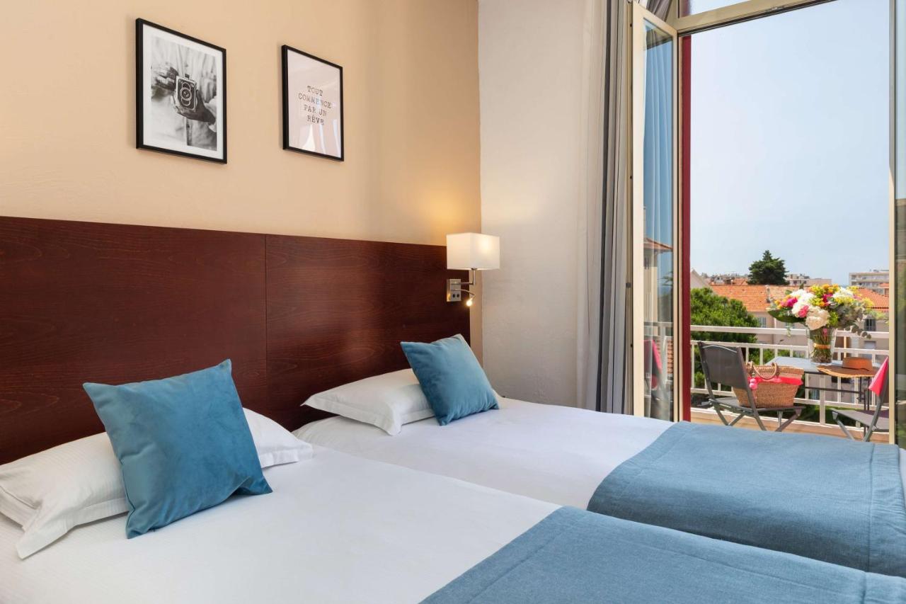 Double or Twin Superior