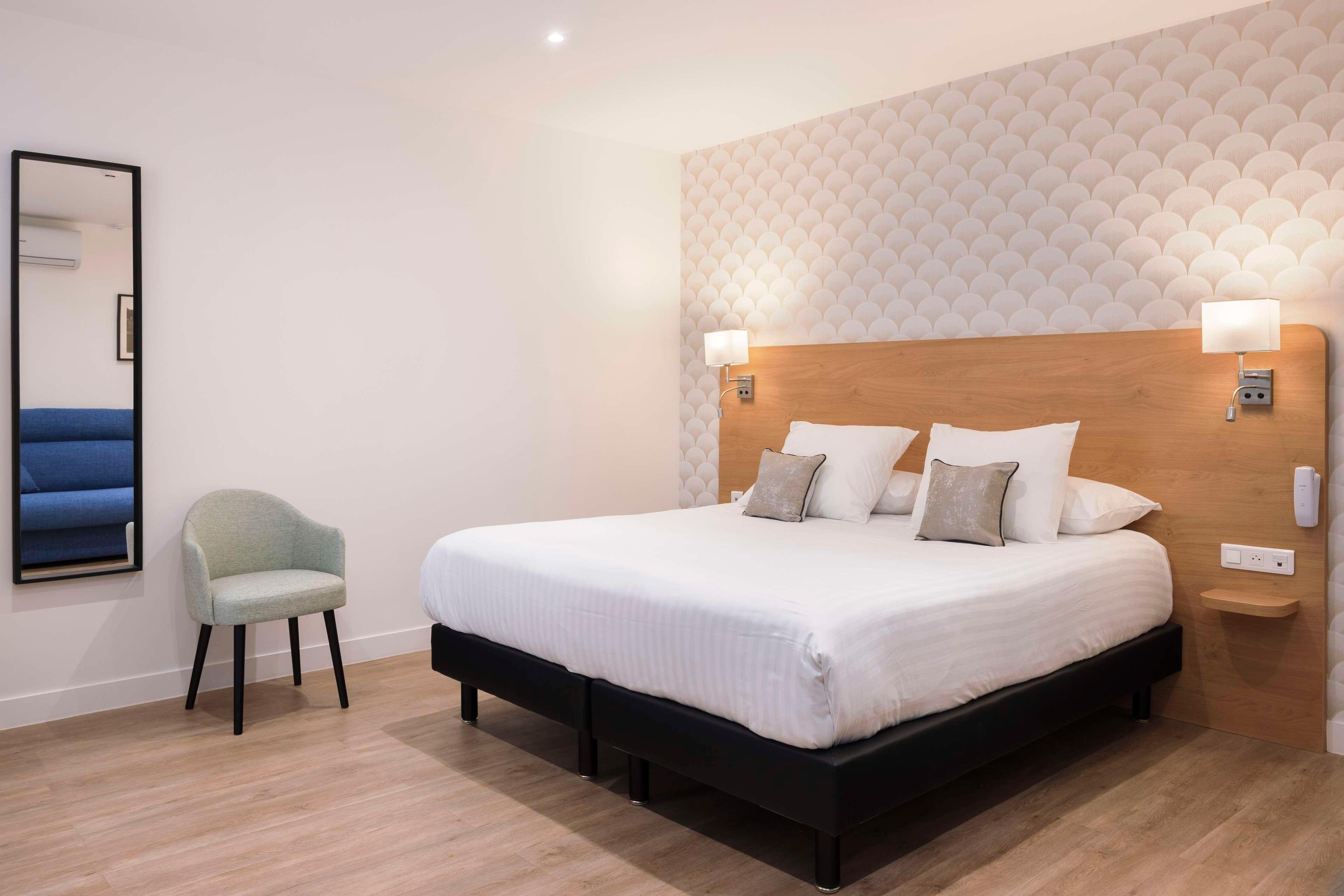 Double or Twin Deluxe