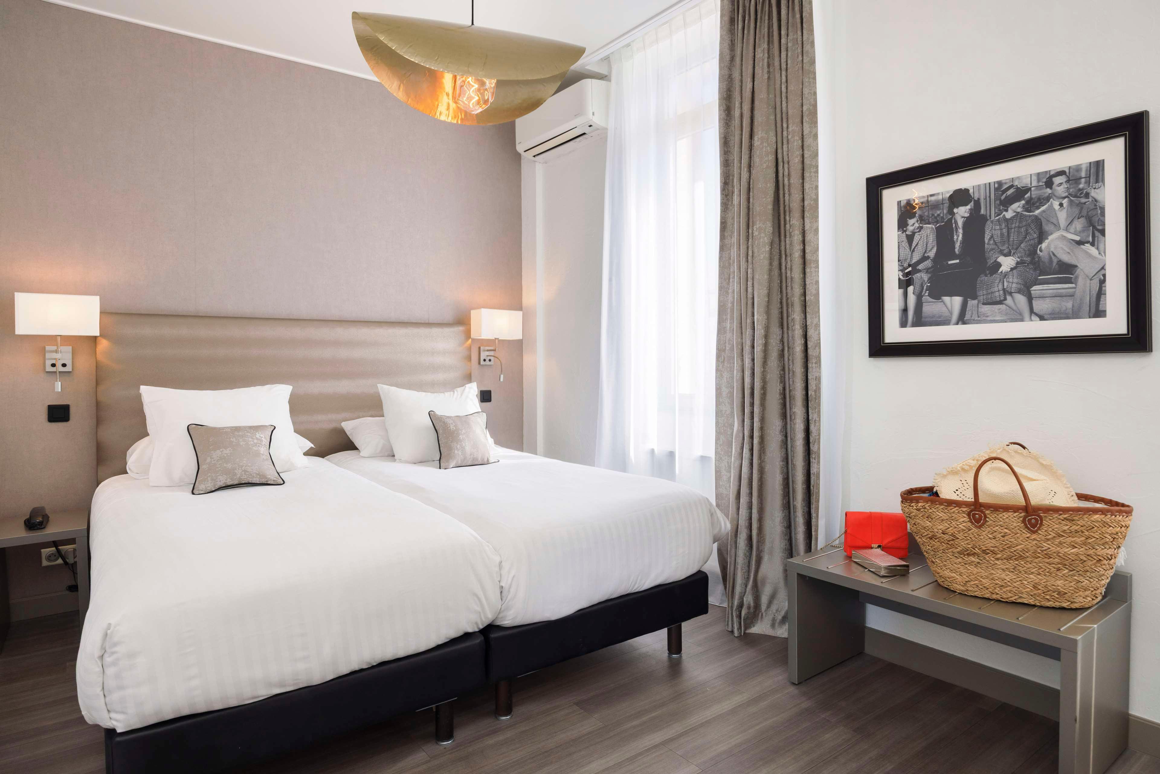 Double or Twin Deluxe