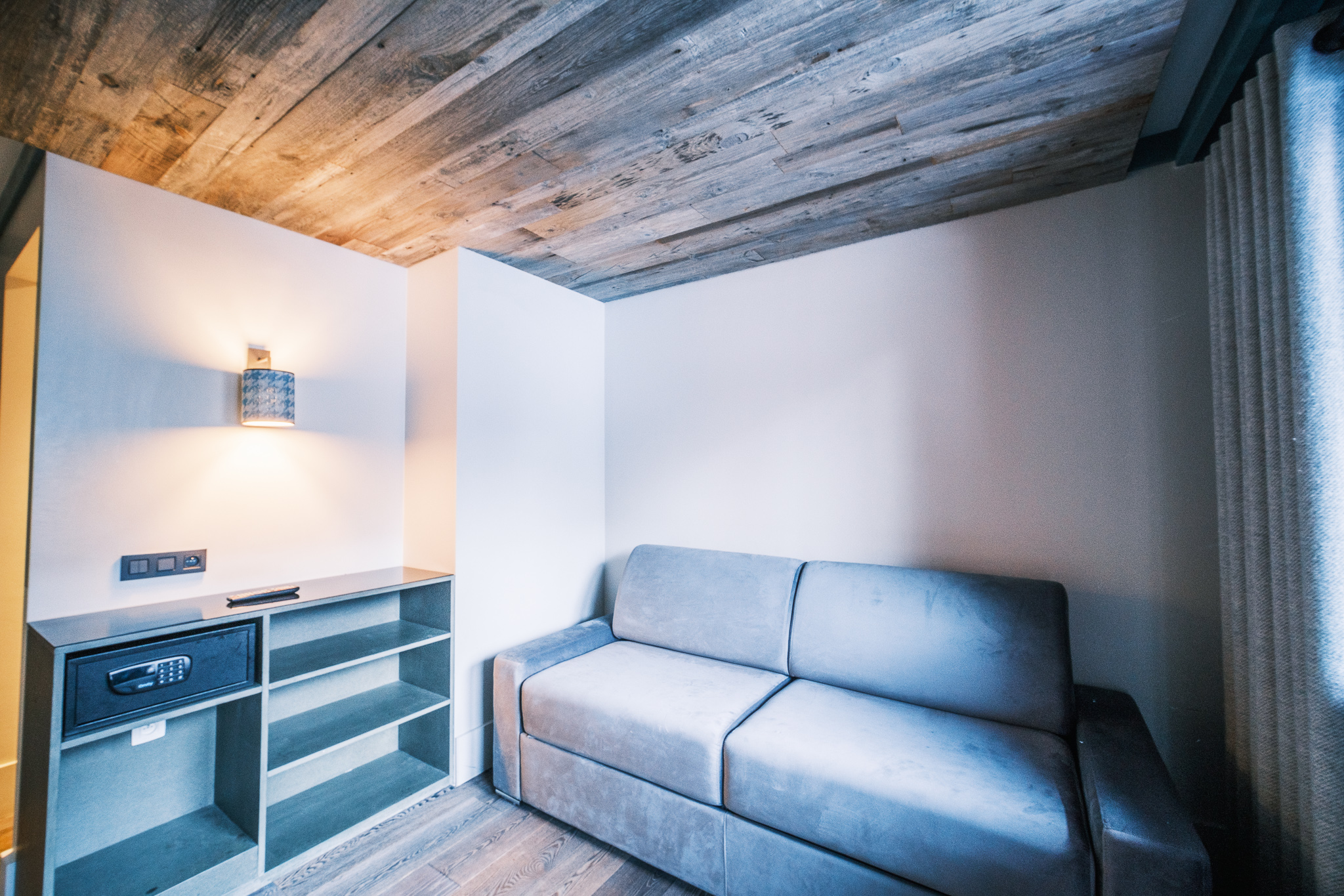 Family Room Superior