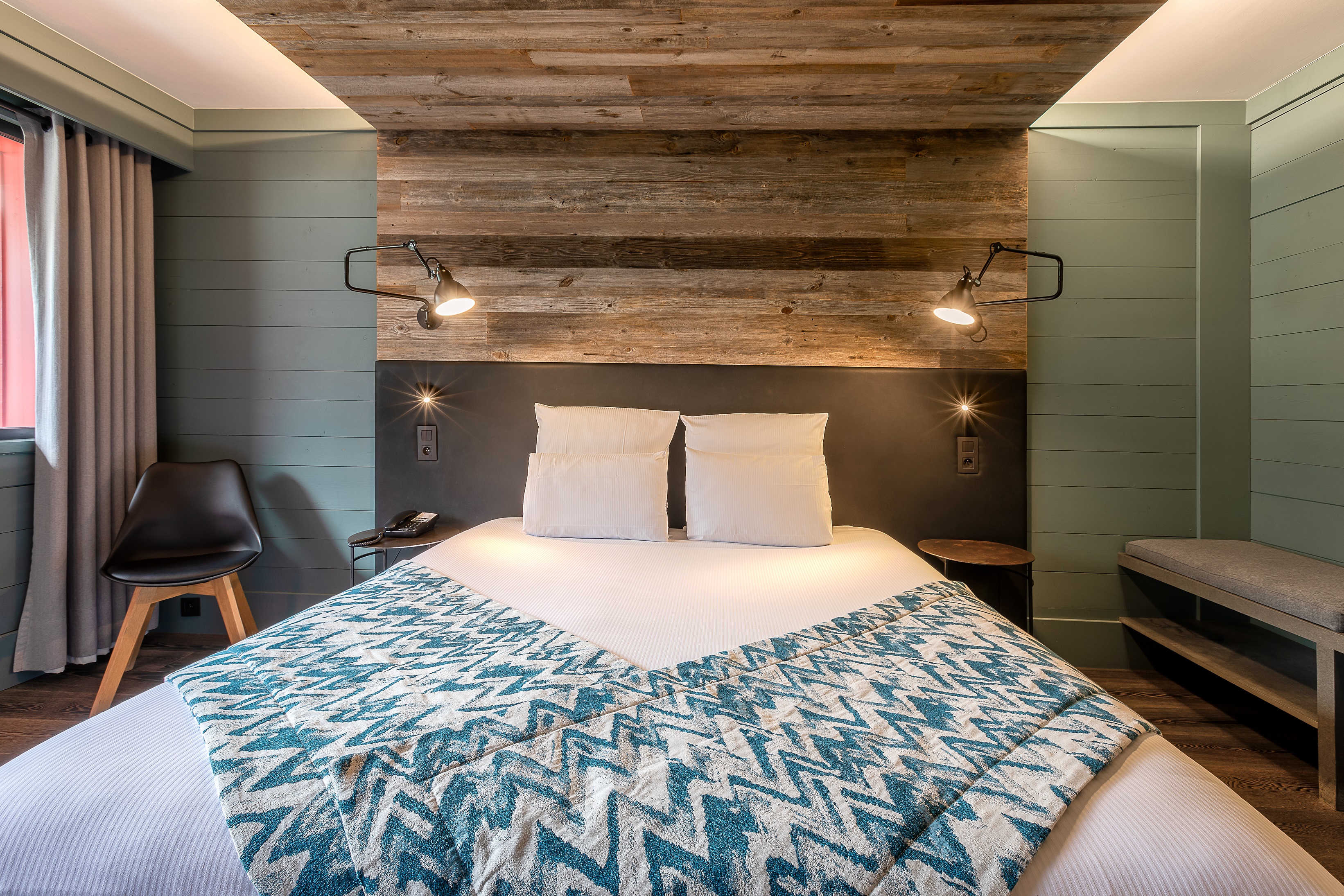 Triple Classic Mountain View