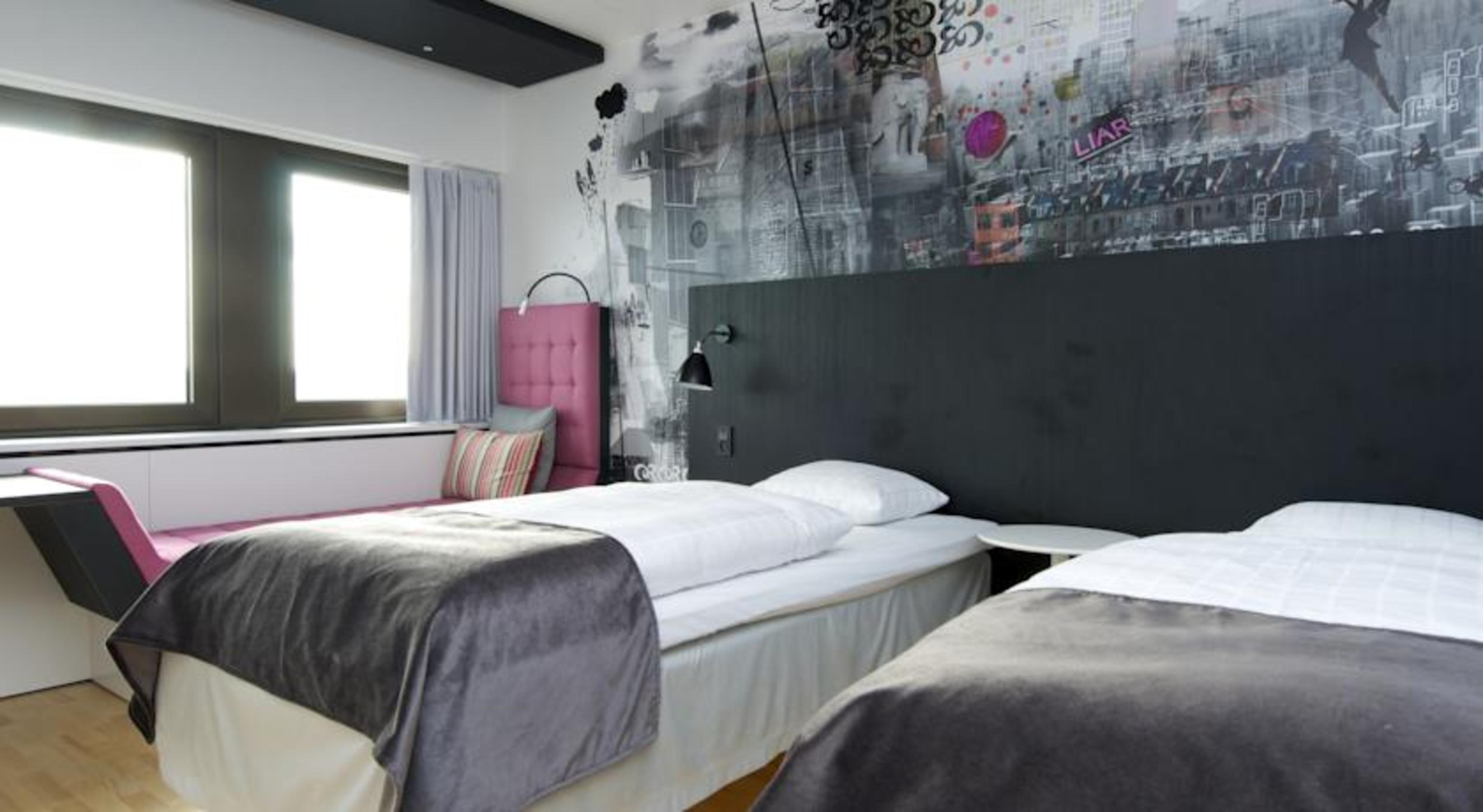 Double or Twin Standard