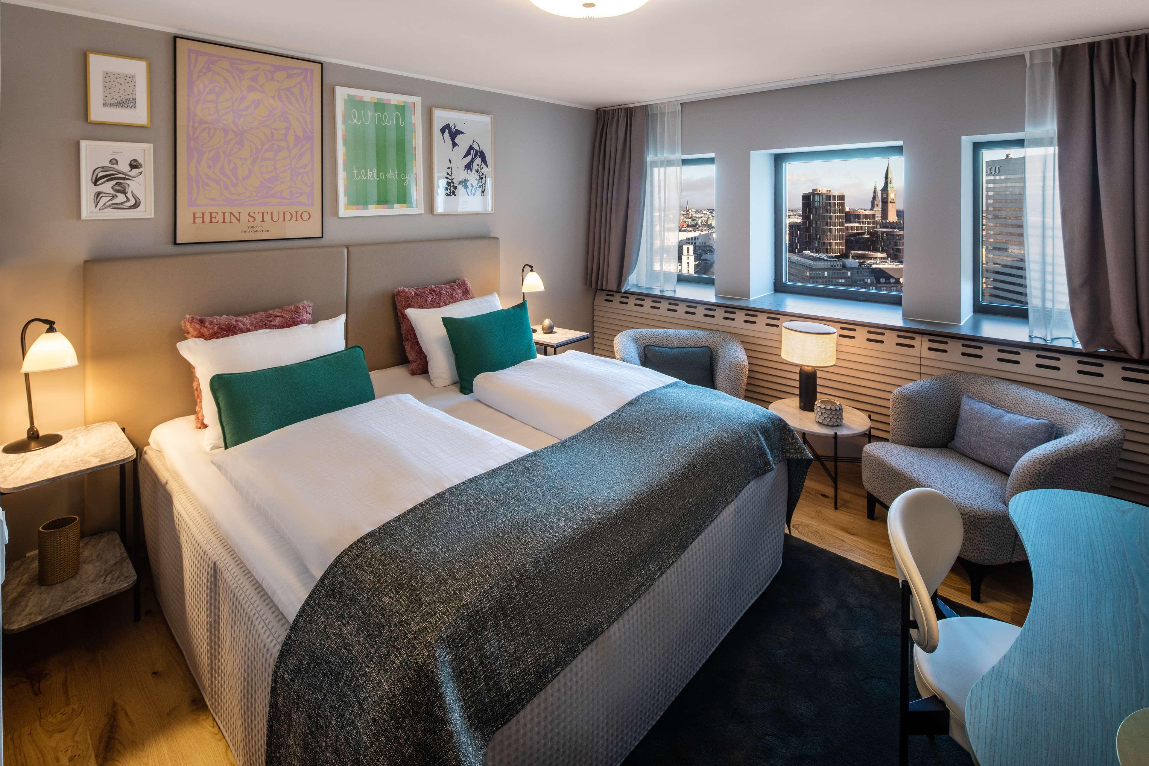 Double King Size Bed