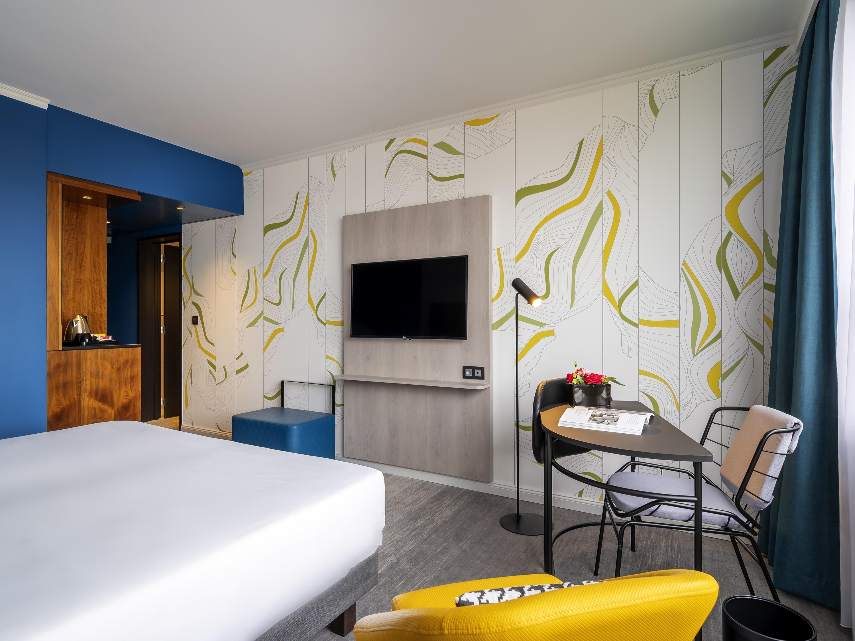 Double Classic King Bed