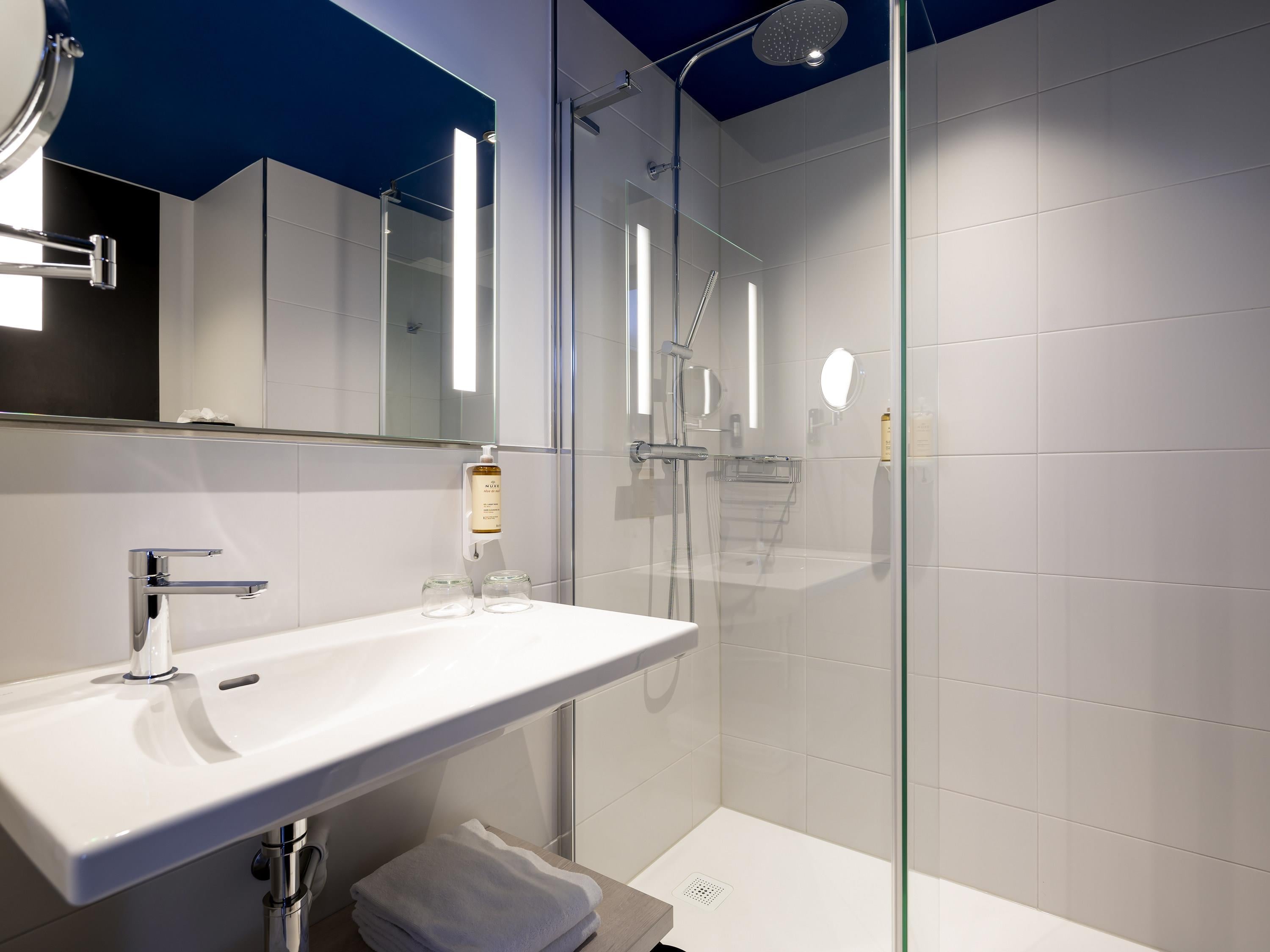 Double Classic King Bed