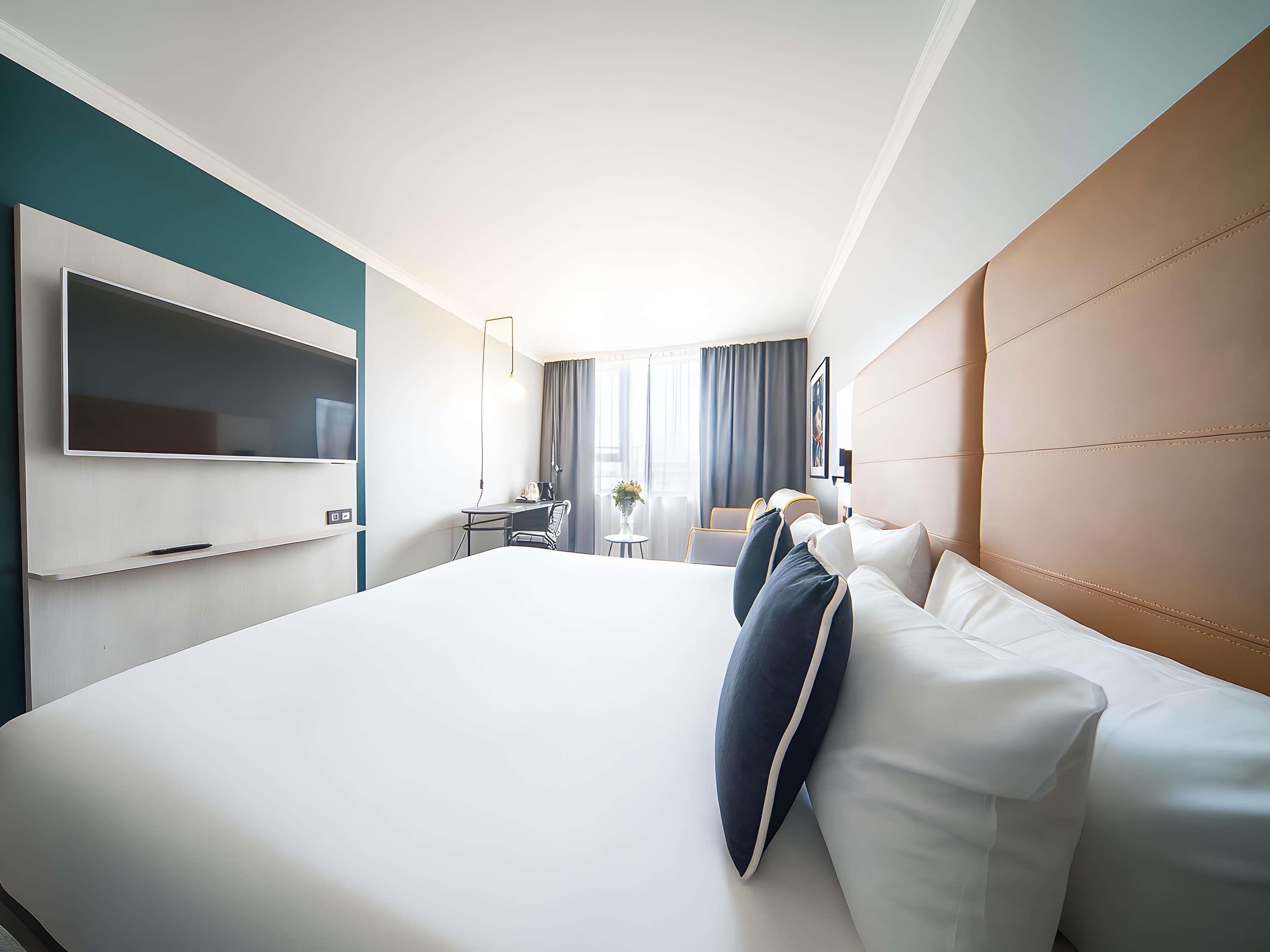 Double Superior City View