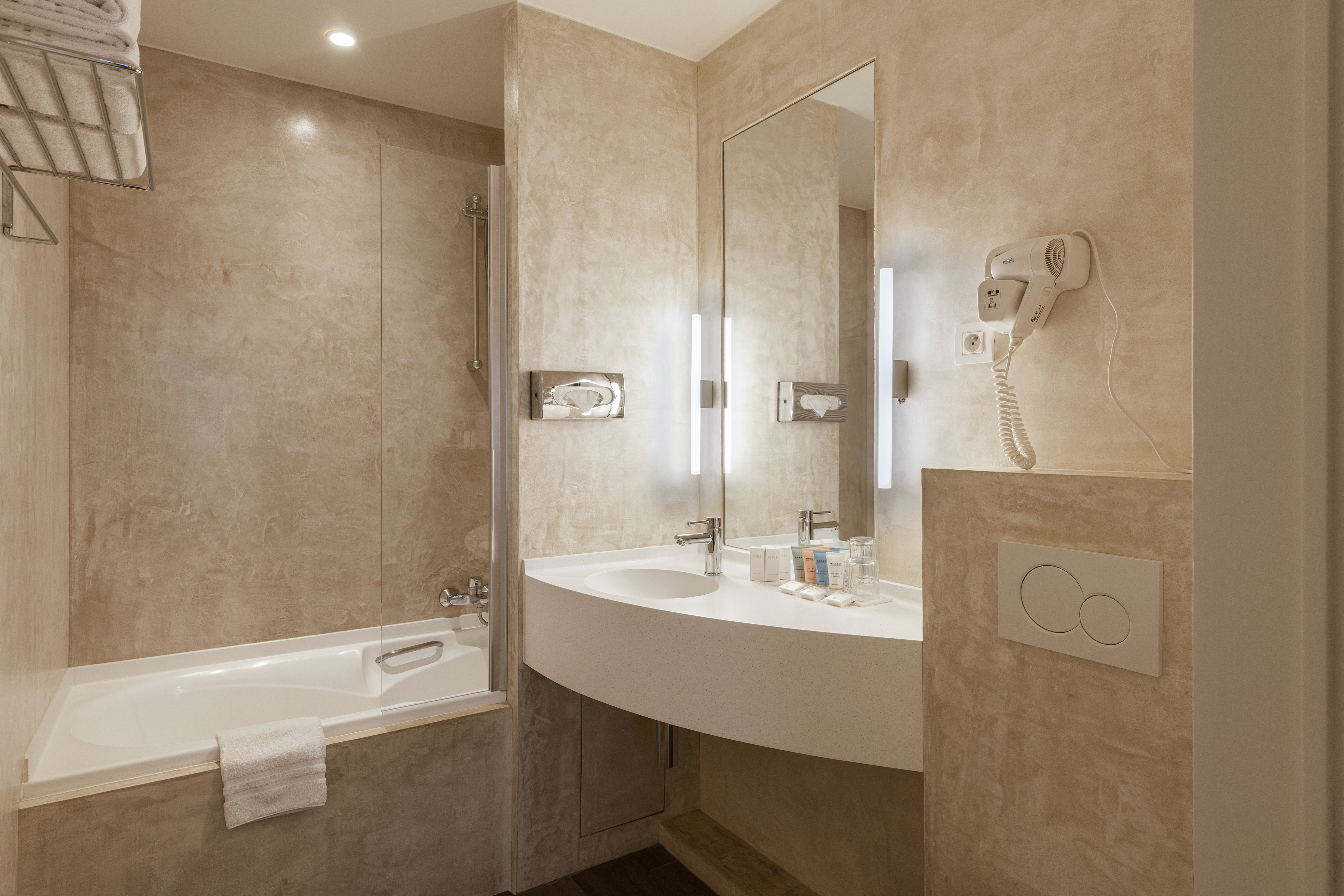 Double or Twin Standard