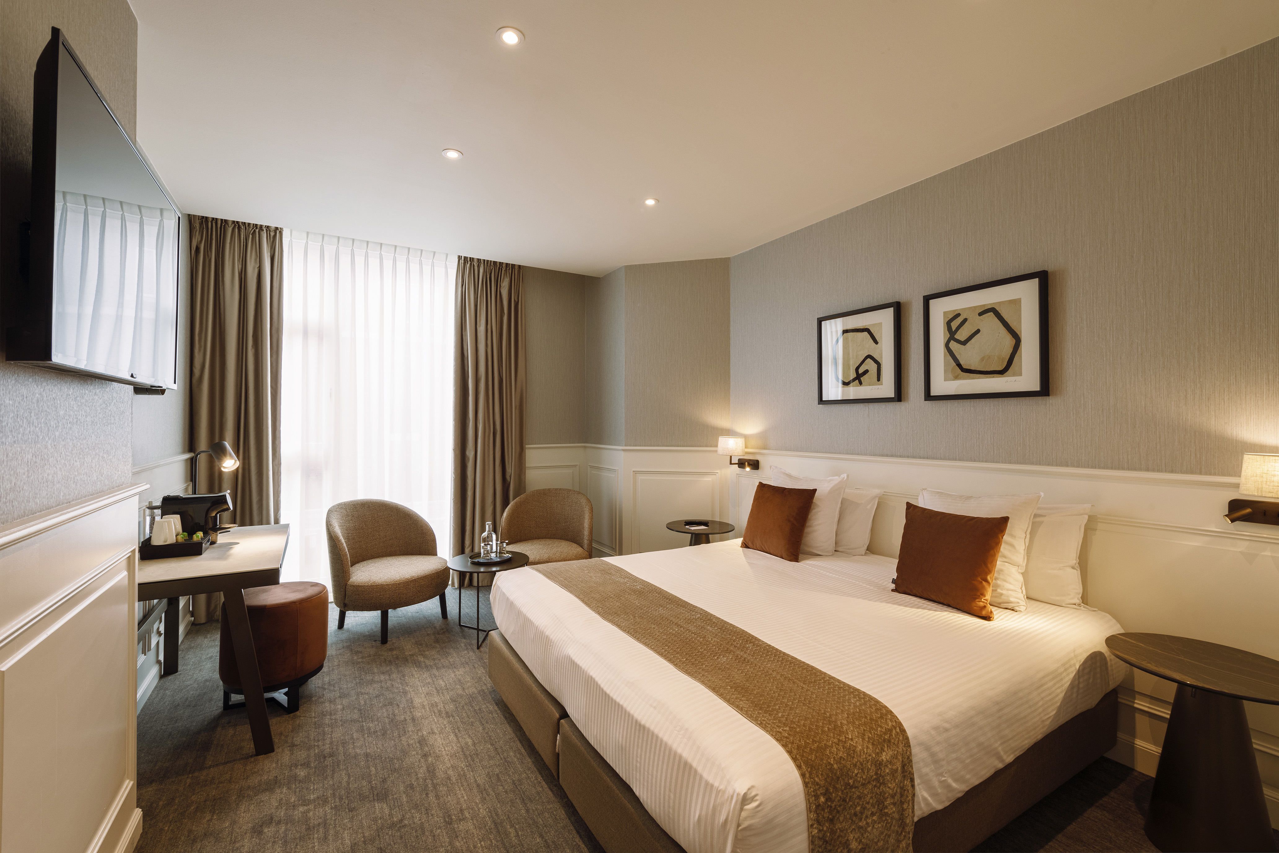 Double or Twin Standard