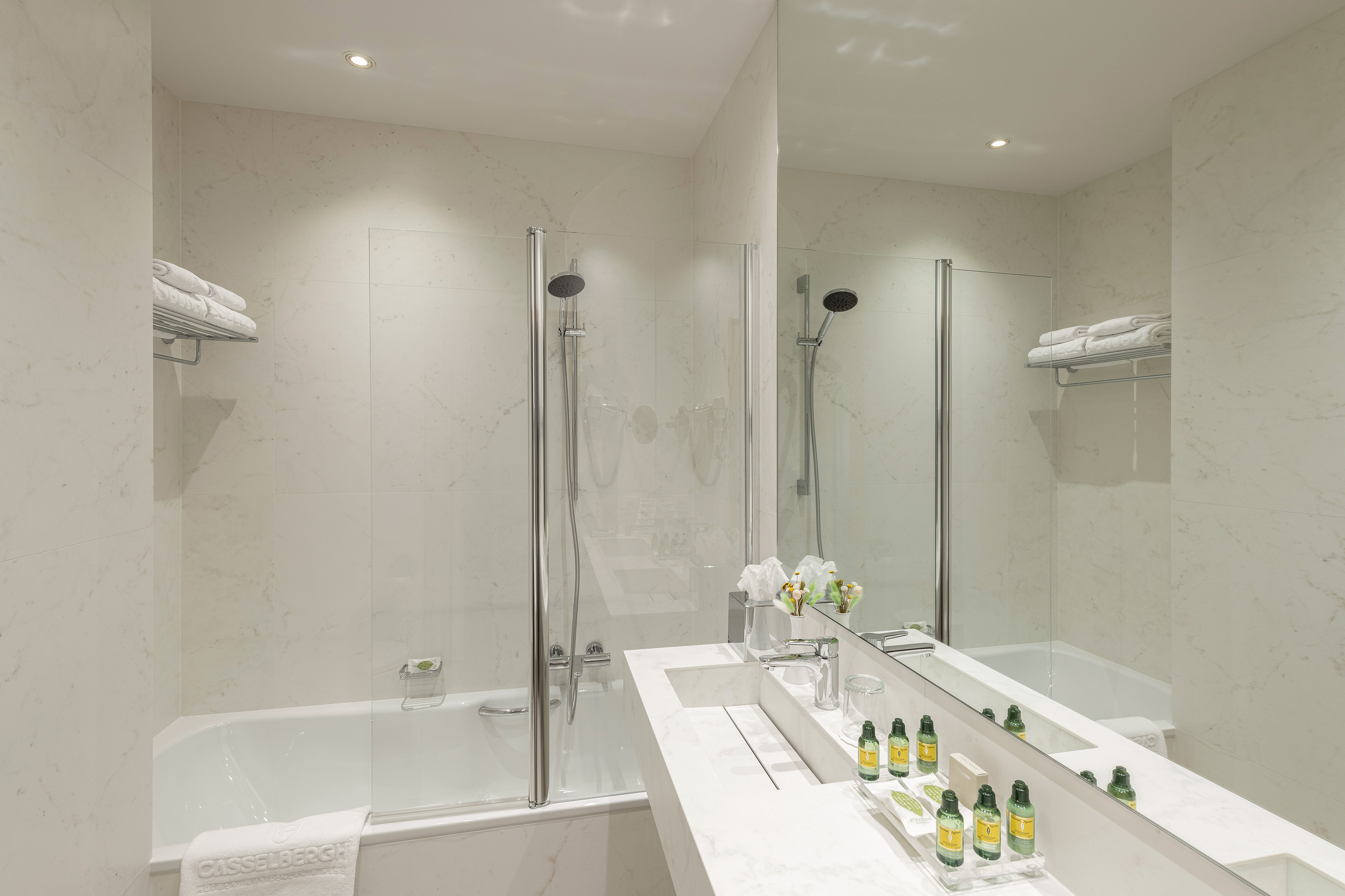 Apartment Capacity 6