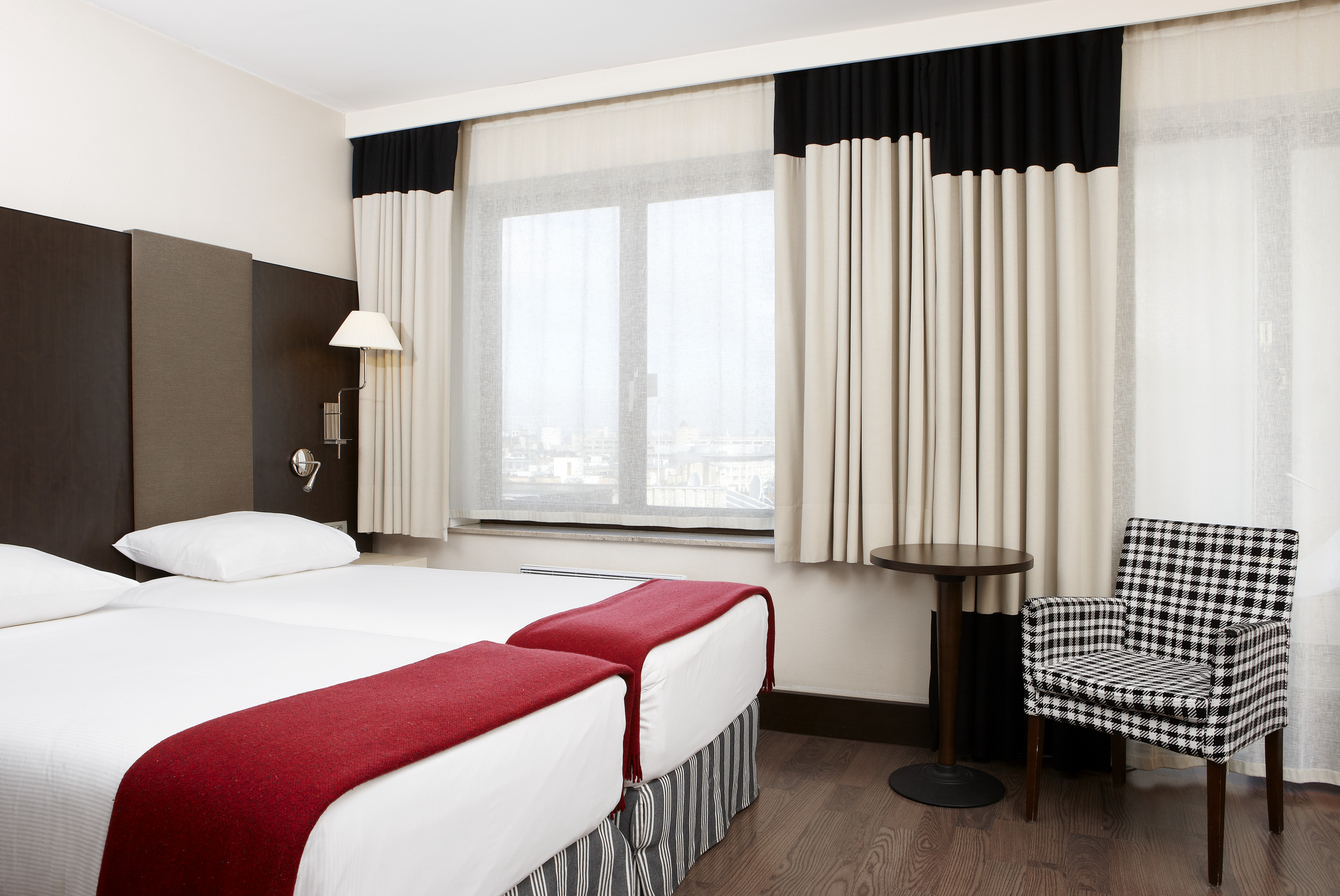 Double Single Superior