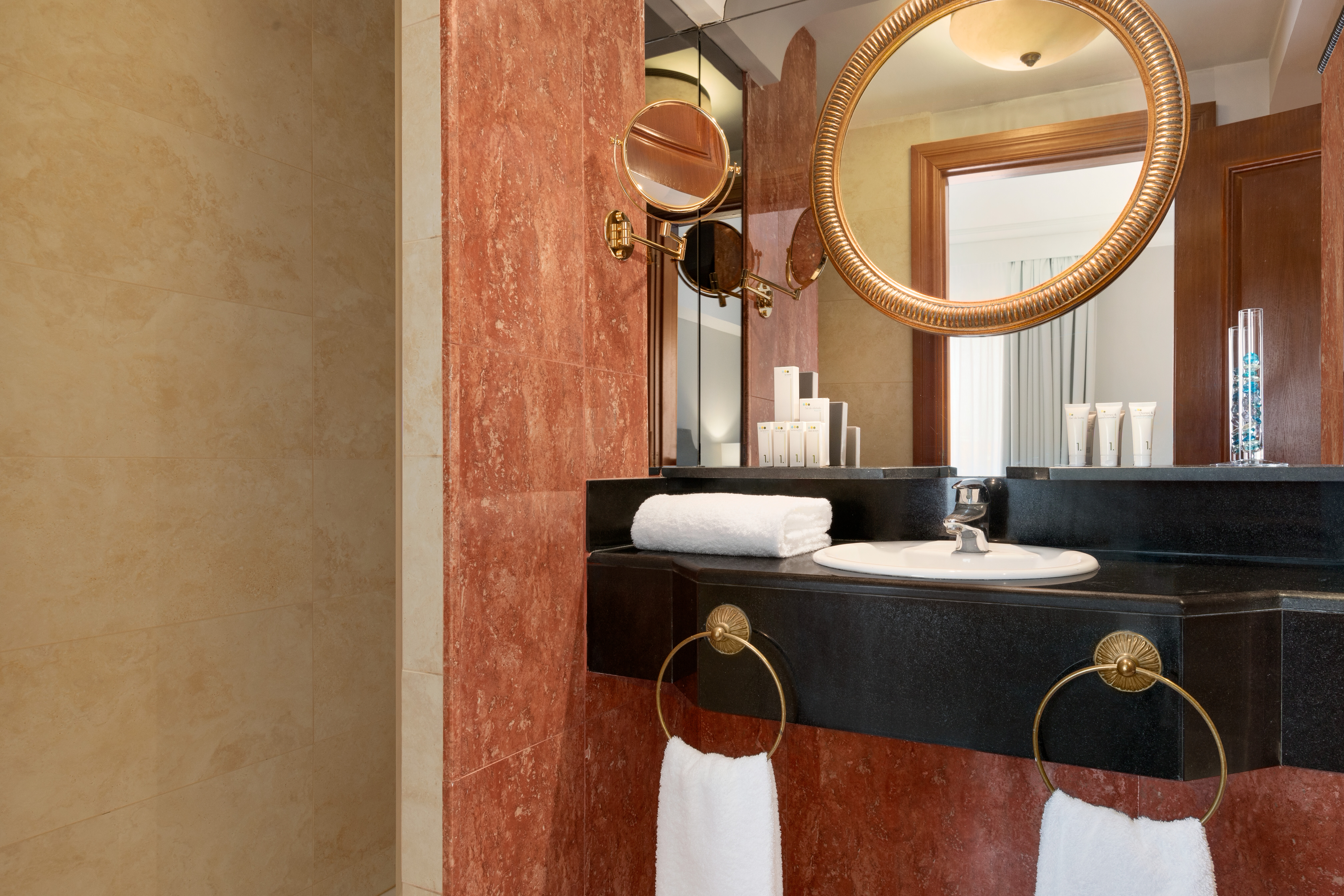 Double or Twin Executive