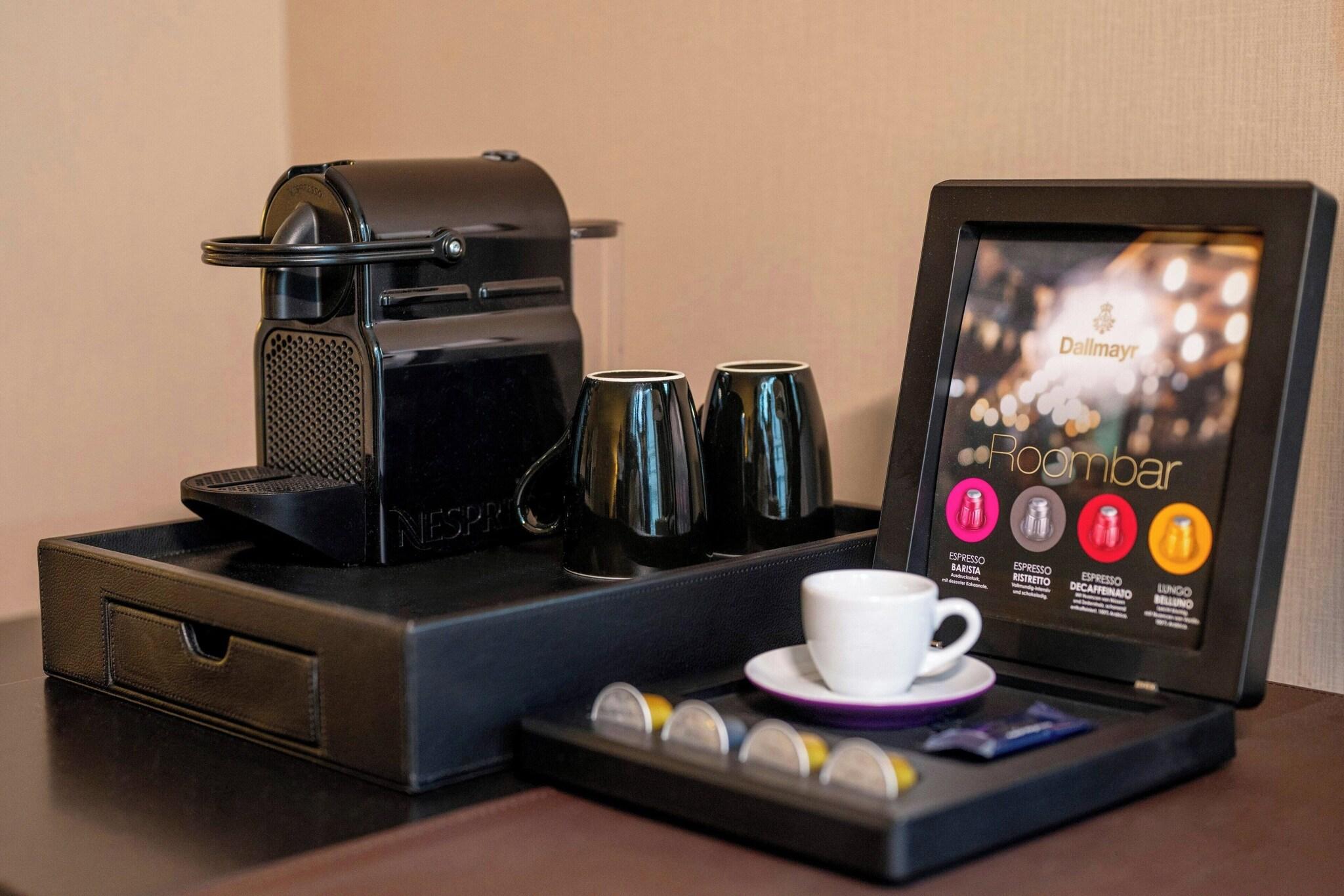 Double Club Queen Bed