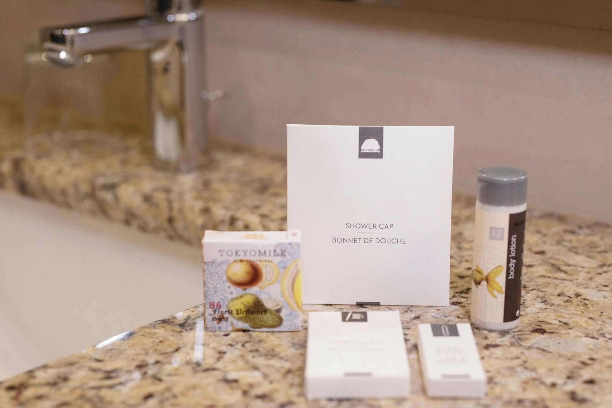 Double Club Queen Bed