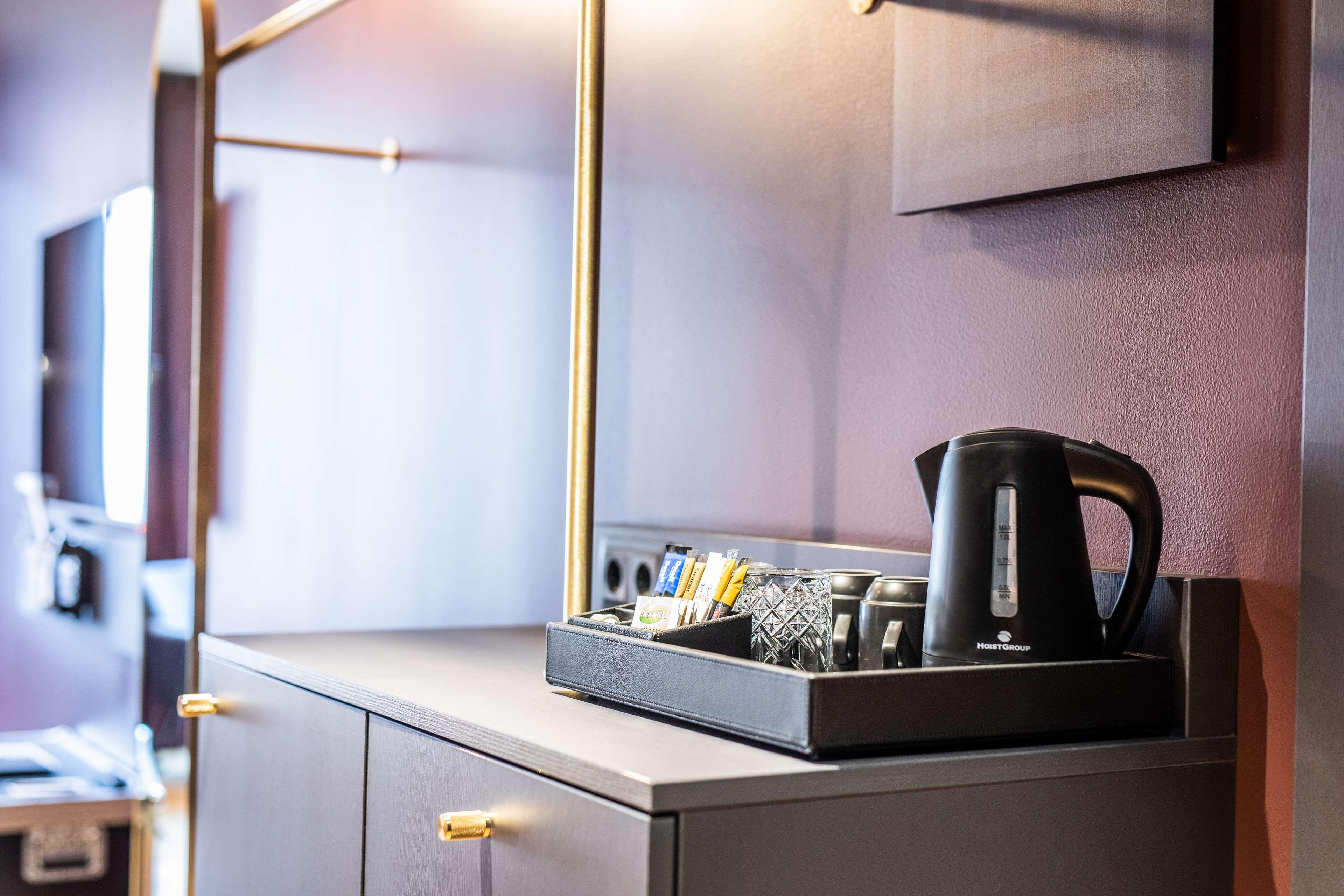 Double Single Superior King Bed