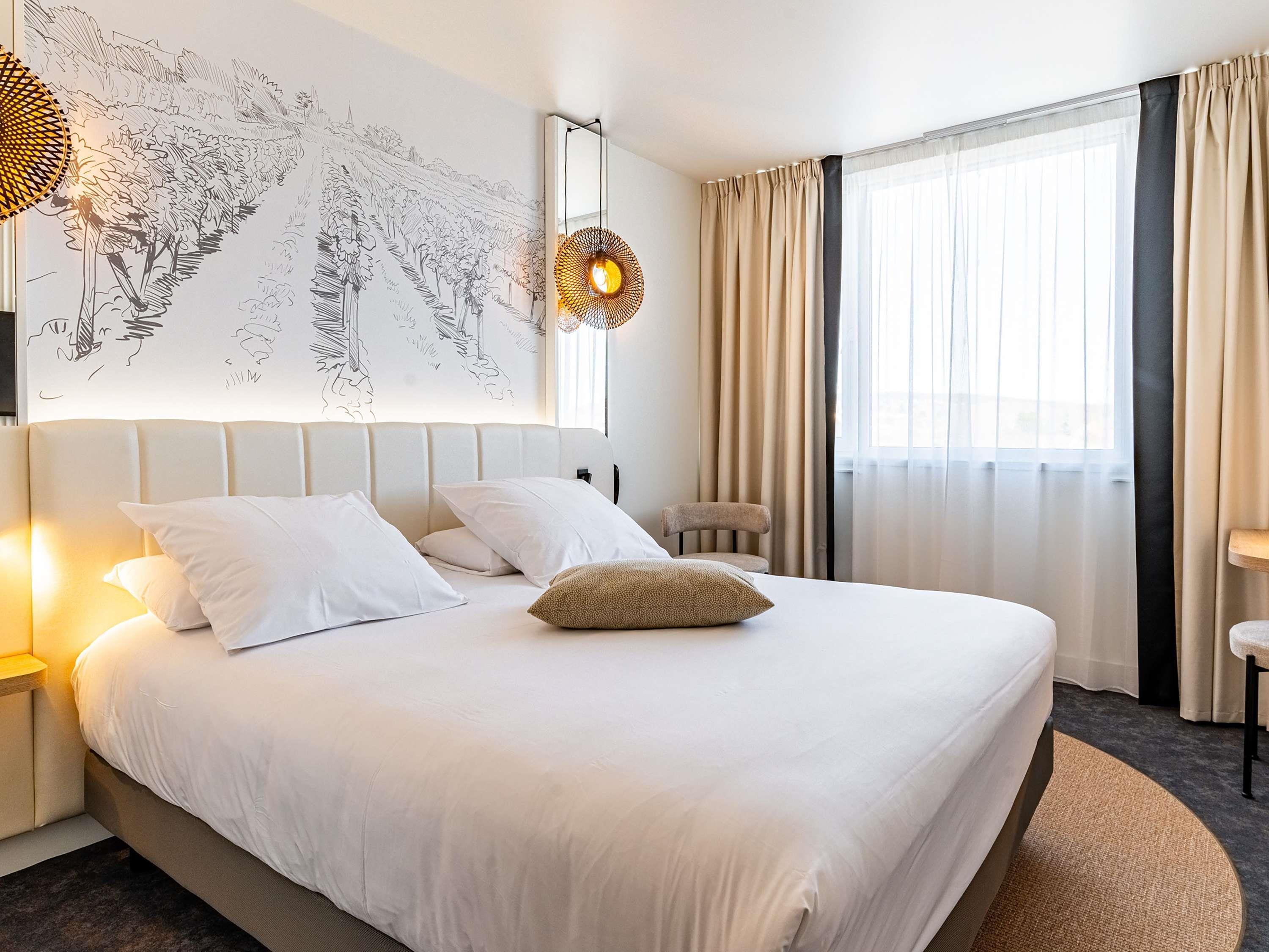 Double Classic Double Bed