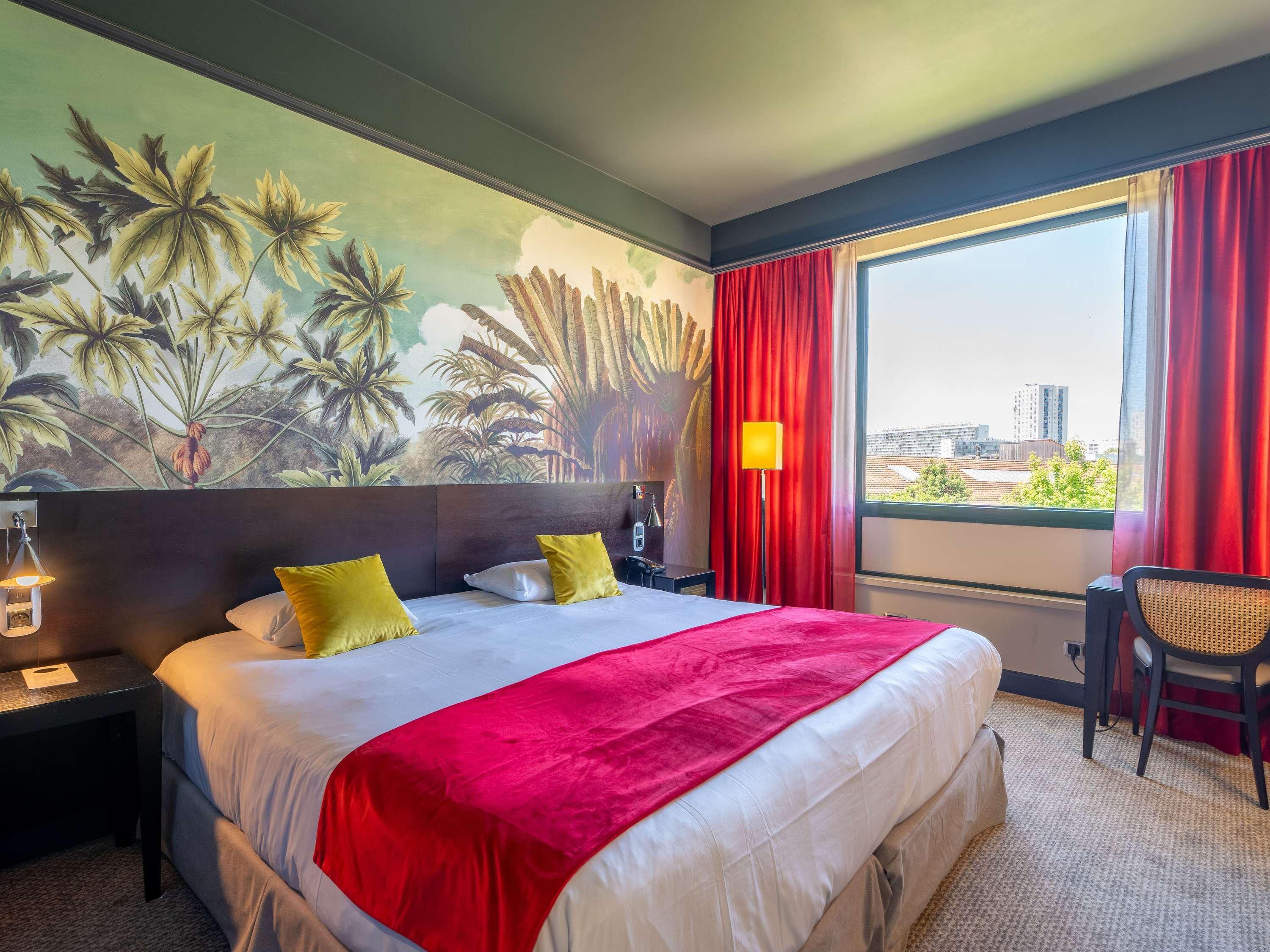 Double King Size Bed