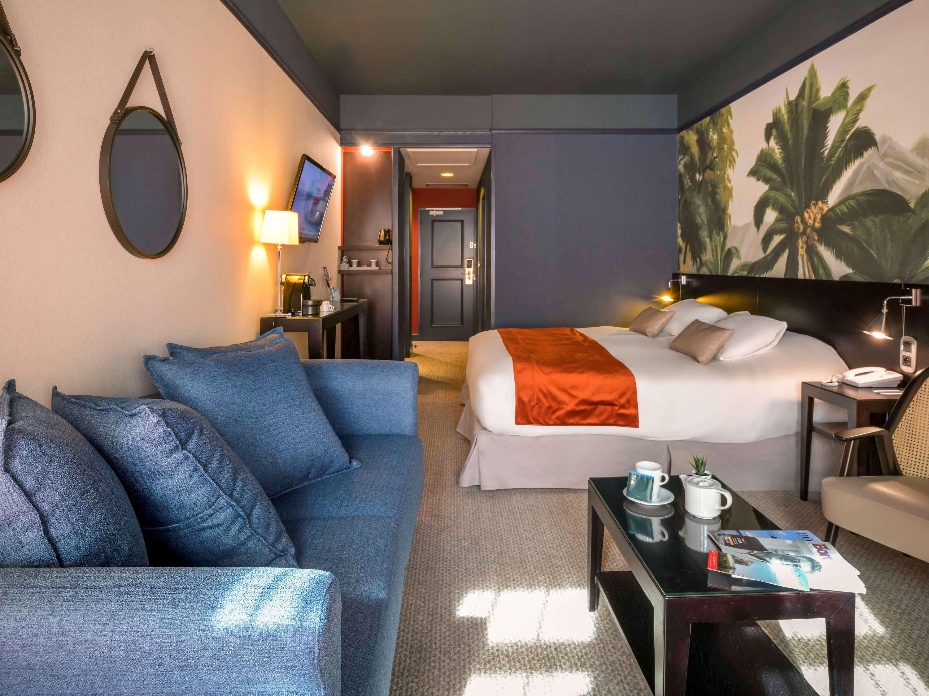 Double King Size Bed