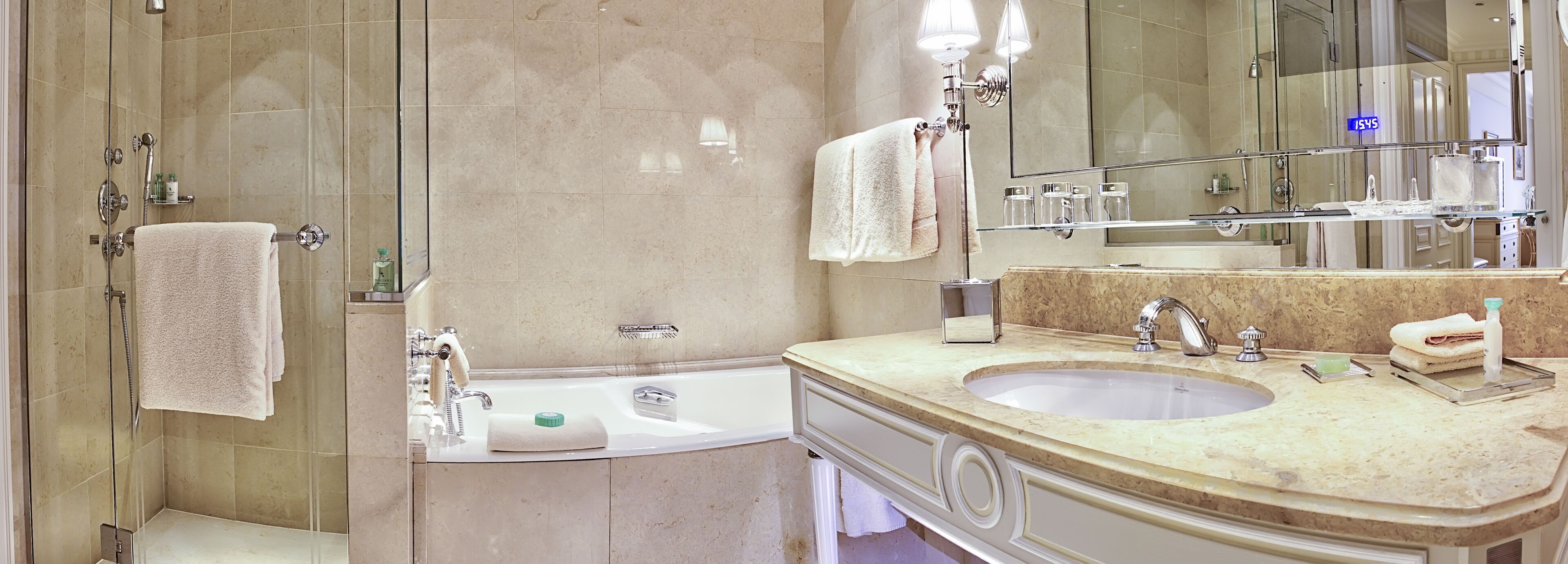 Double Superior King Bed