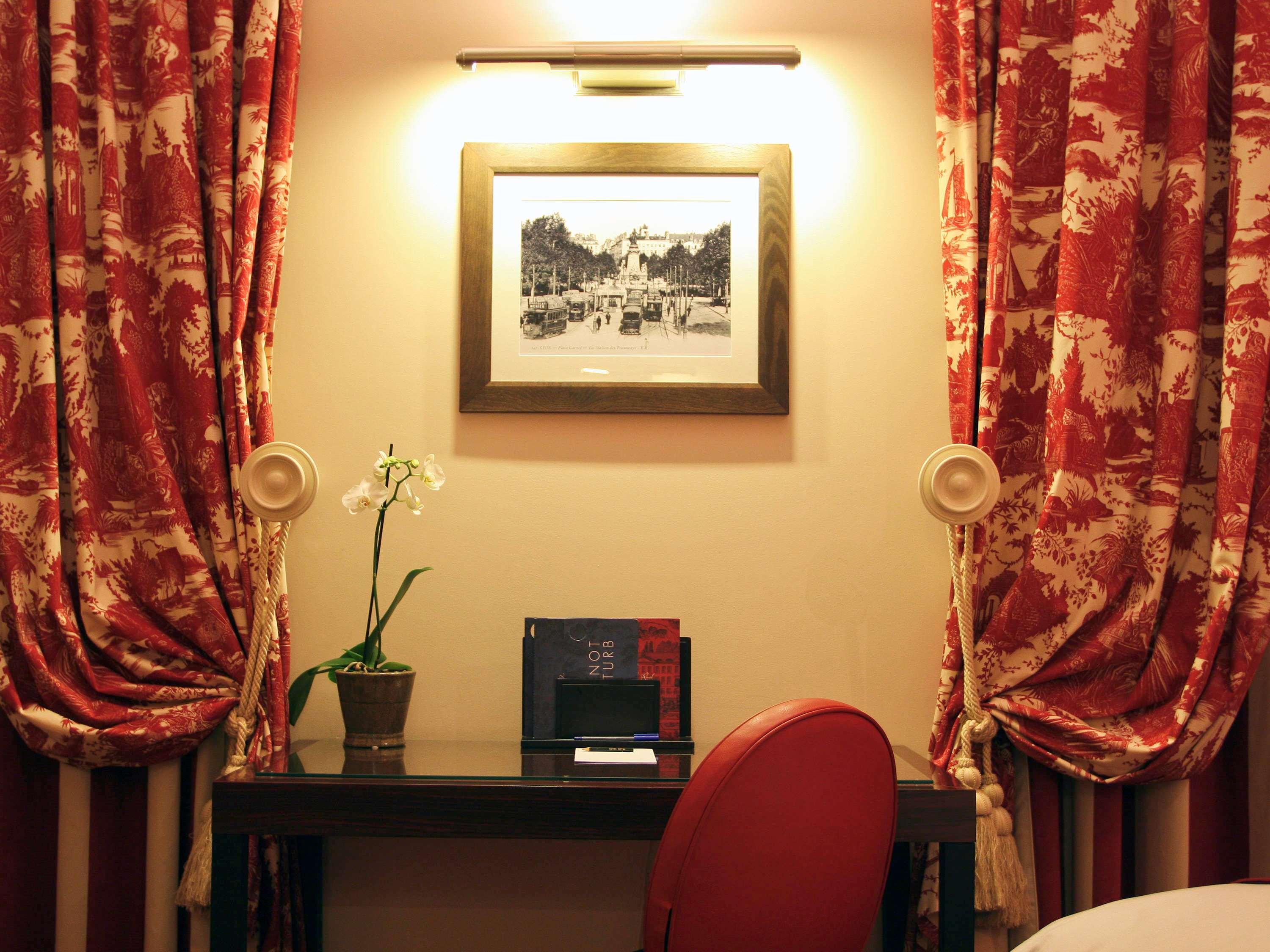 Double Superior with Double Bed