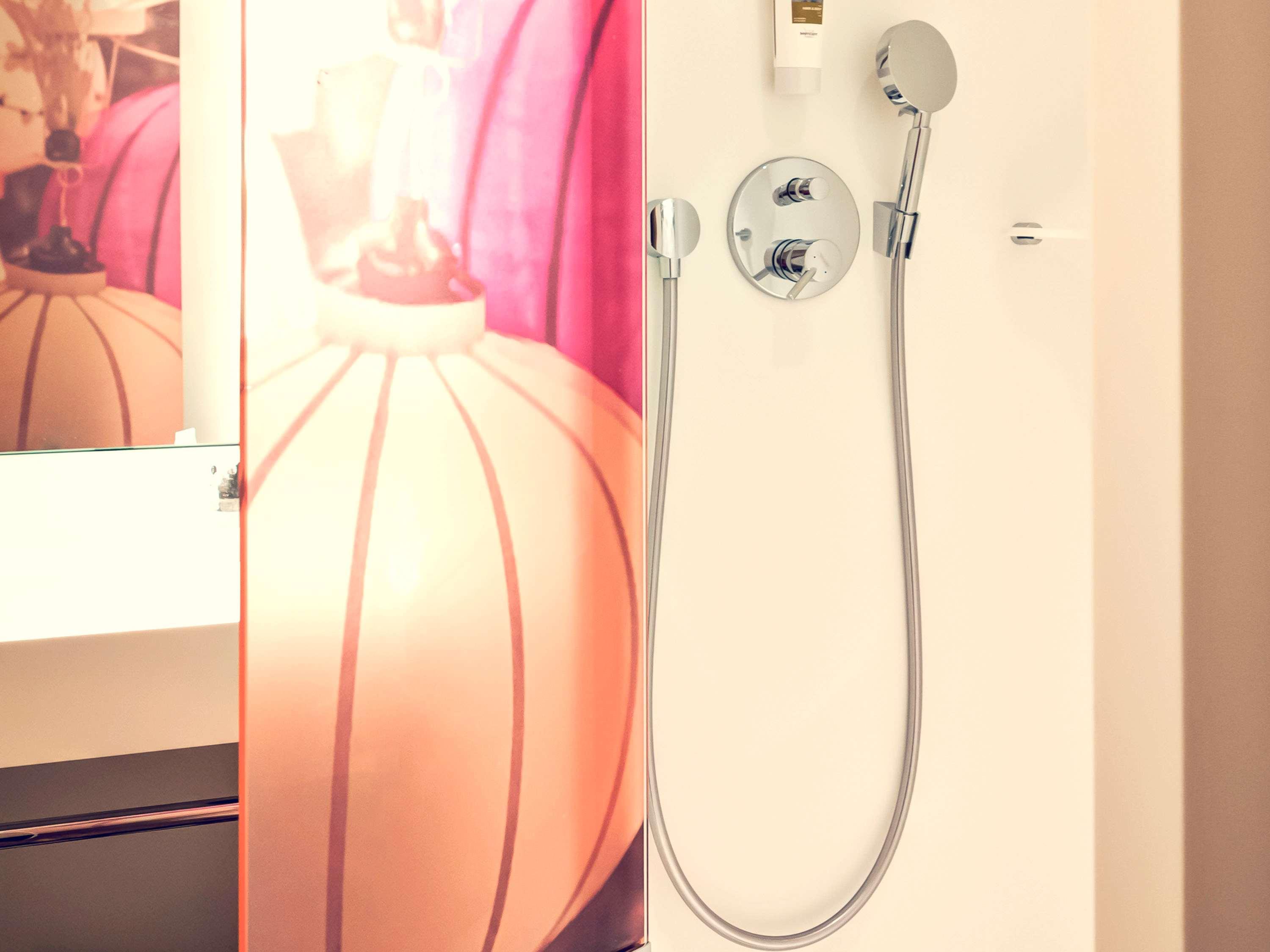 Double Classic Double Bed