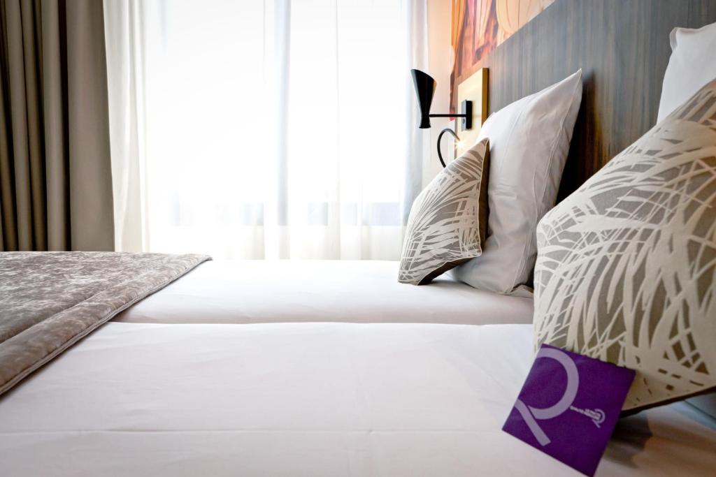 Double Classic Double Bed