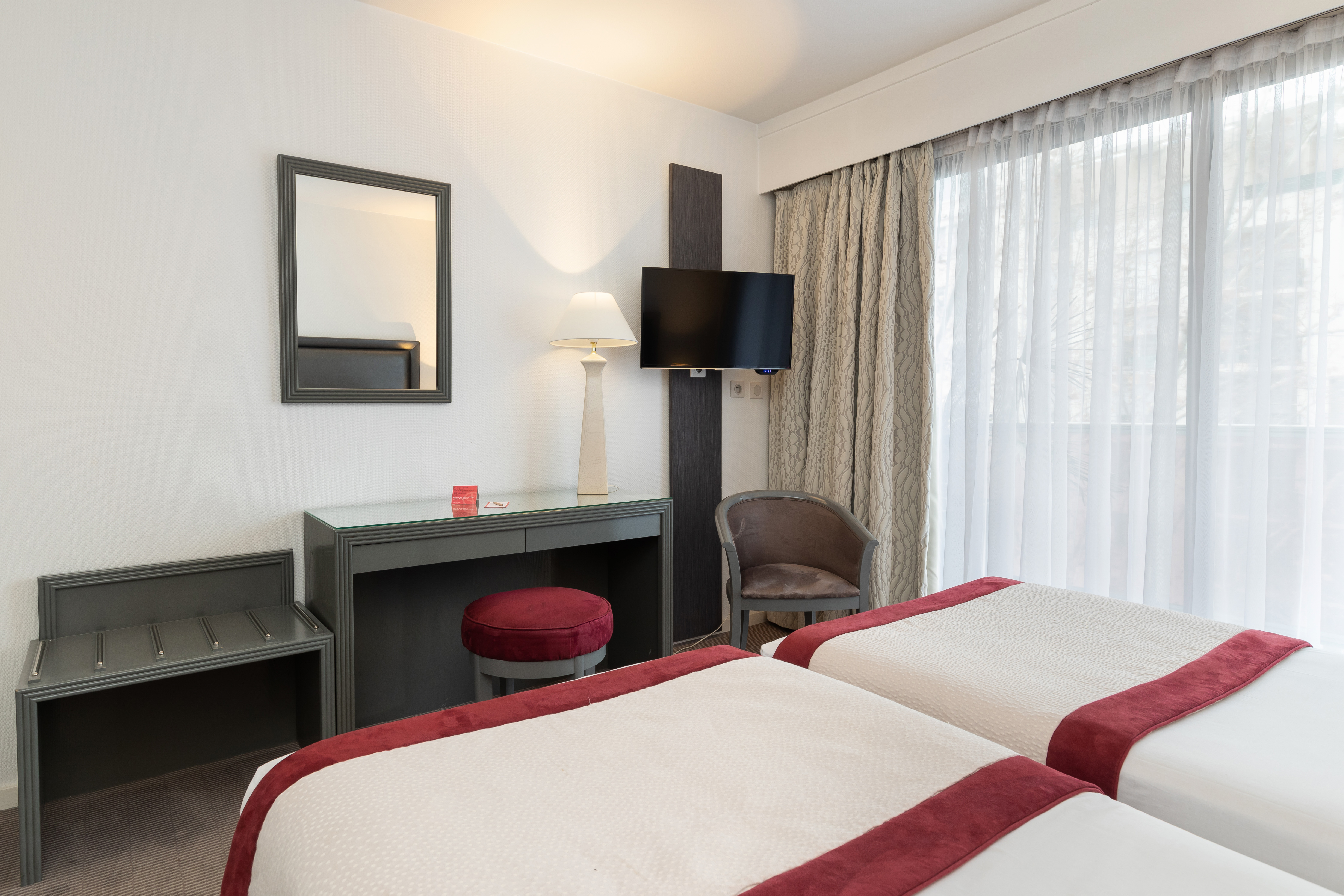 Double or Twin Standard