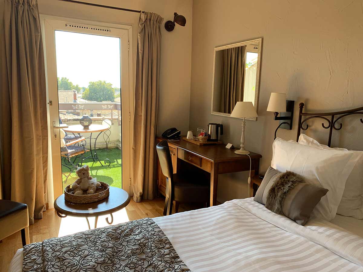 Single Classic with Terrace