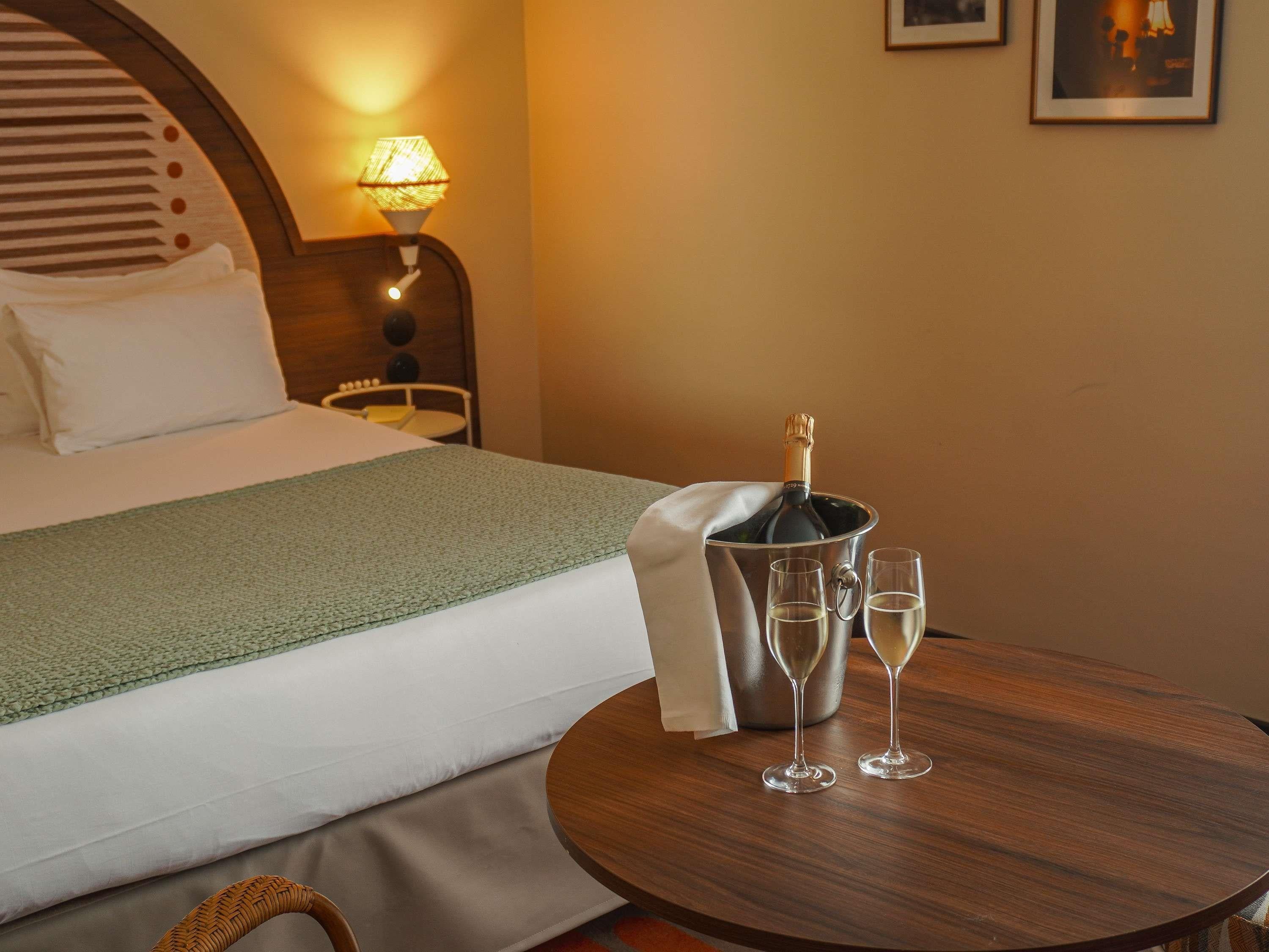 Double Classic Double Bed