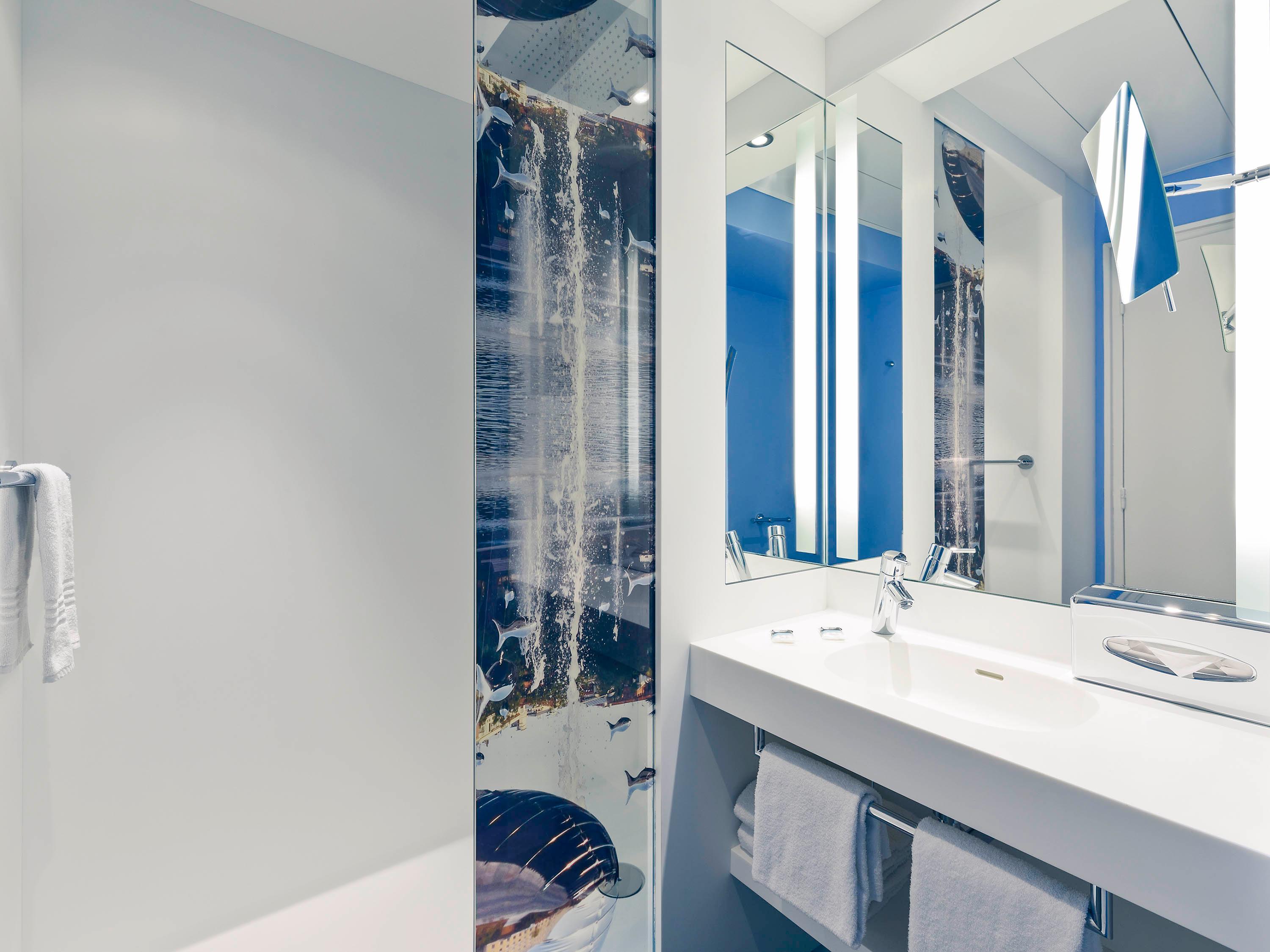 Double Premium with Views