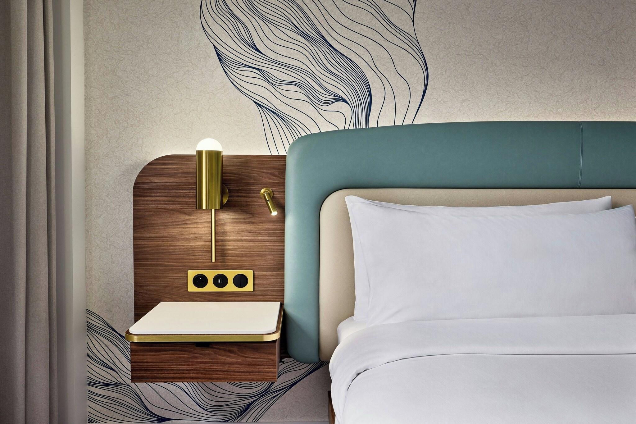 Double Executive King Bed