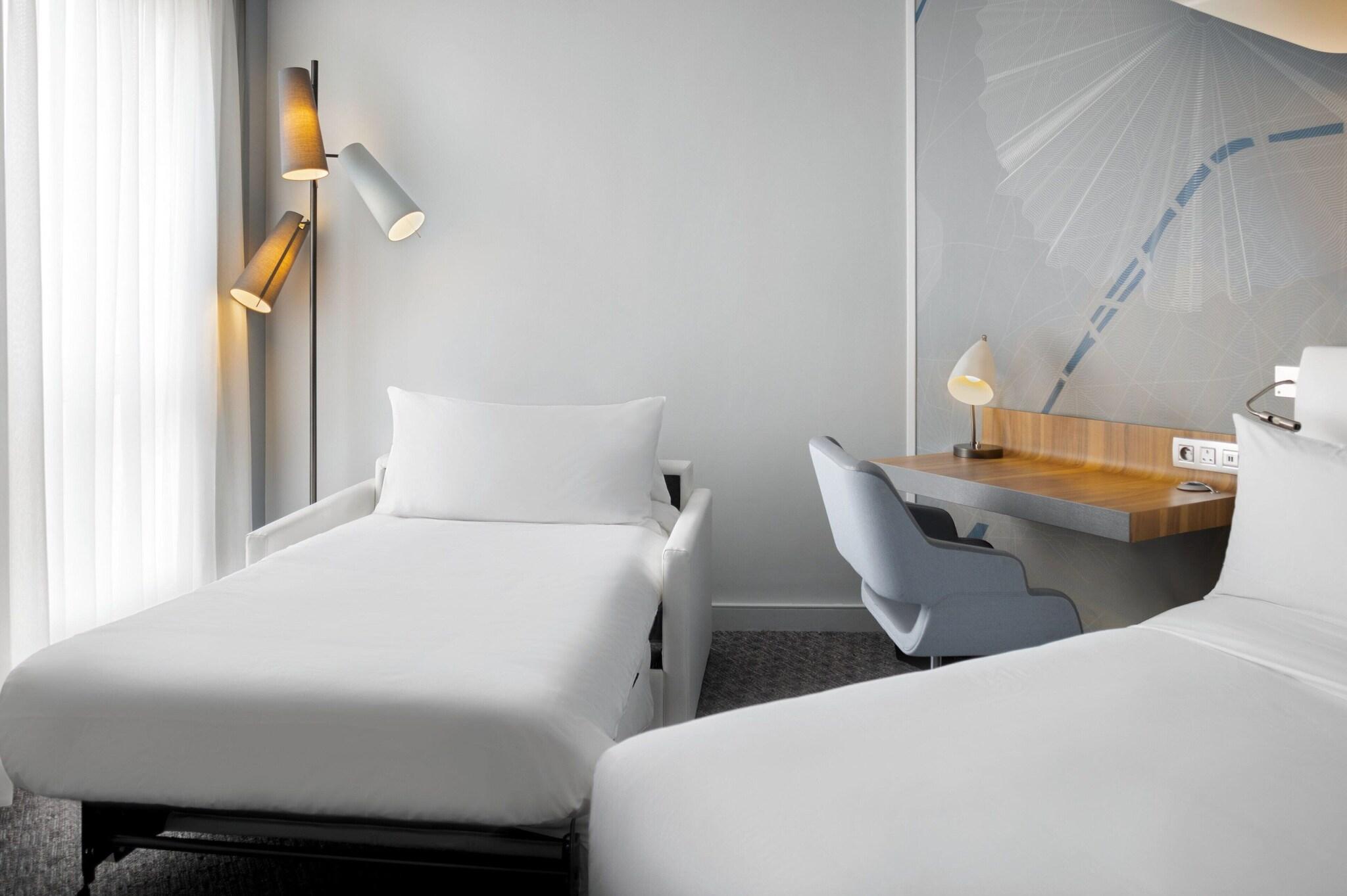 Double King Size Bed
