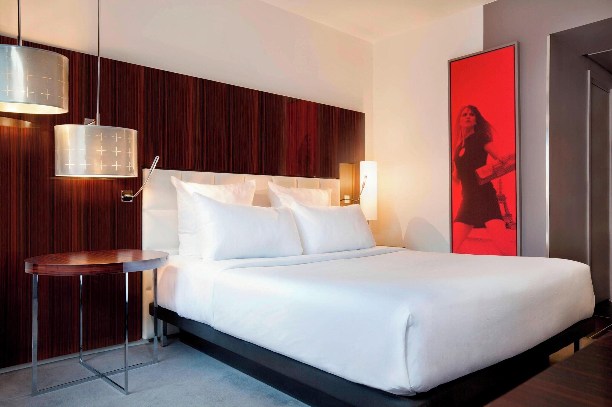 Double King Size Bed