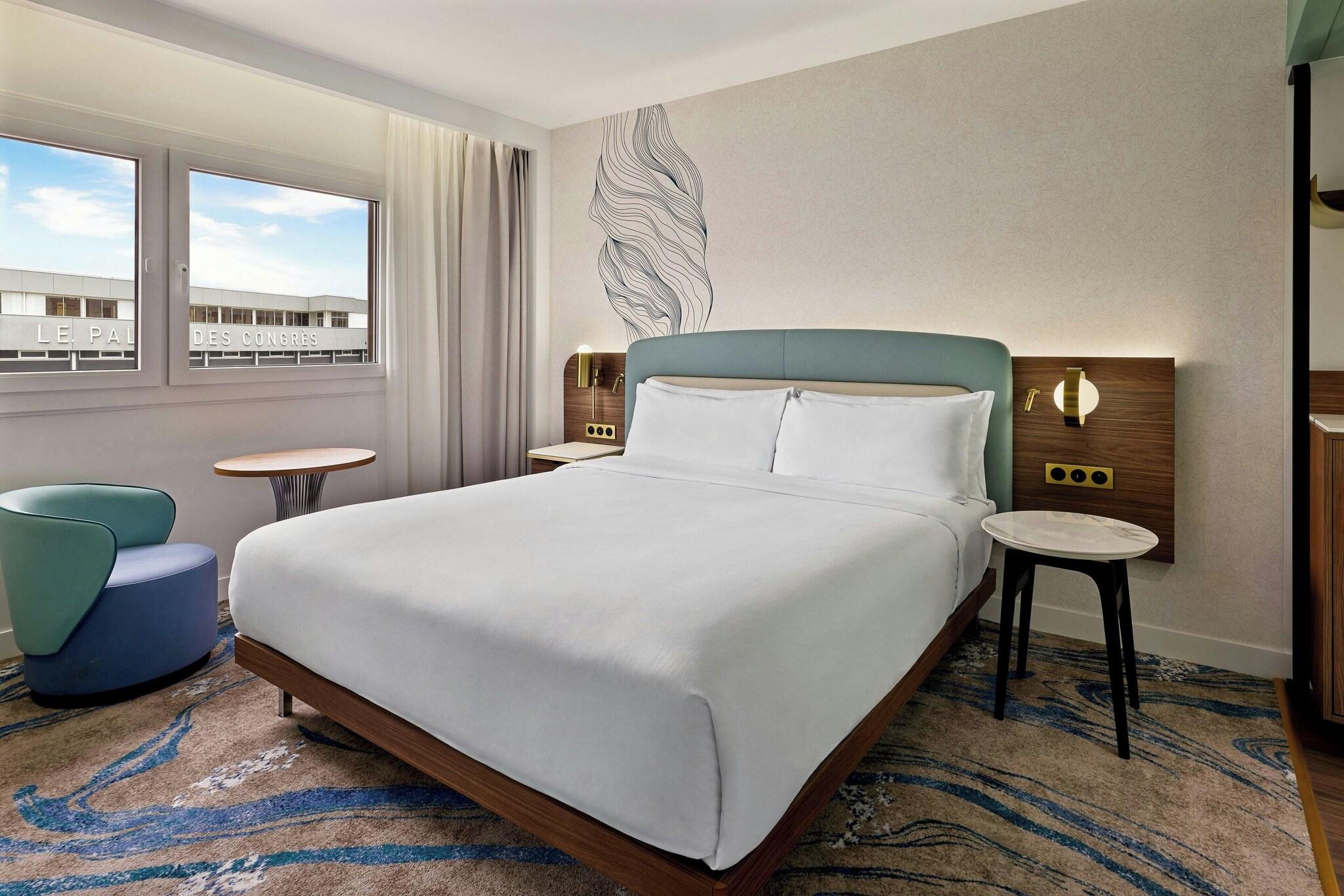 Quadruple King Bed One Bedroom 