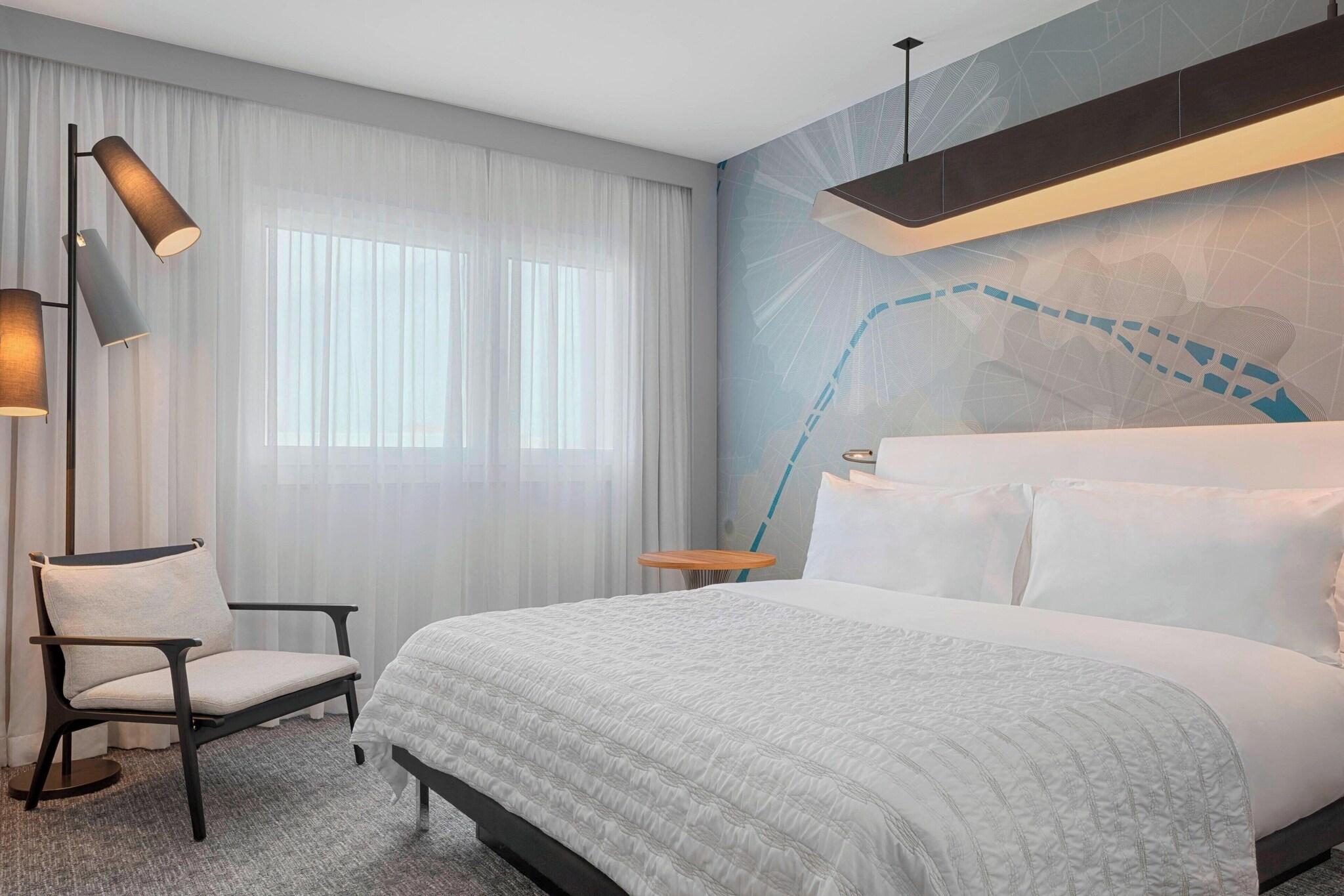 Suite King Bed One Bedroom 