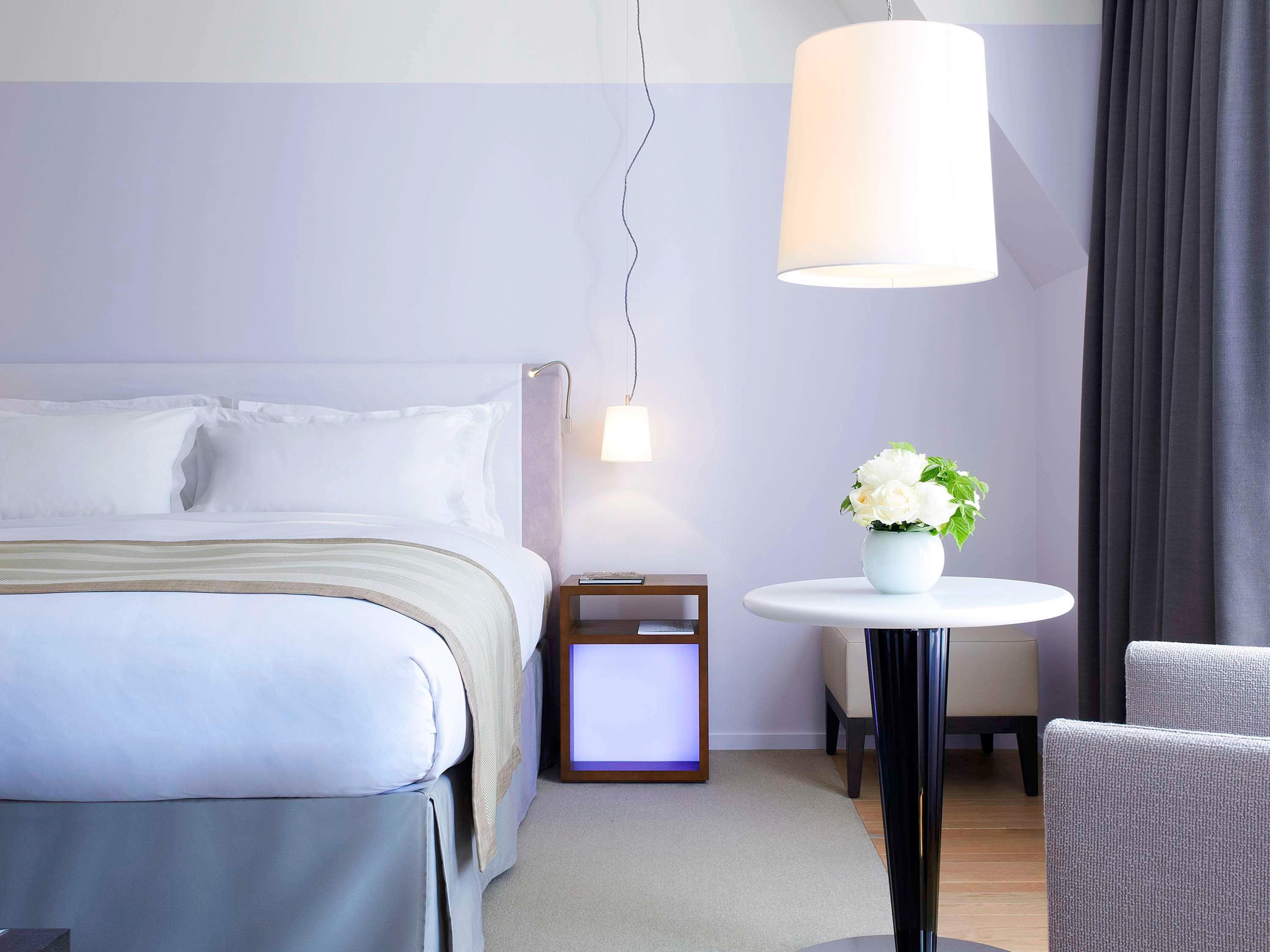 Apartment King Size Bed